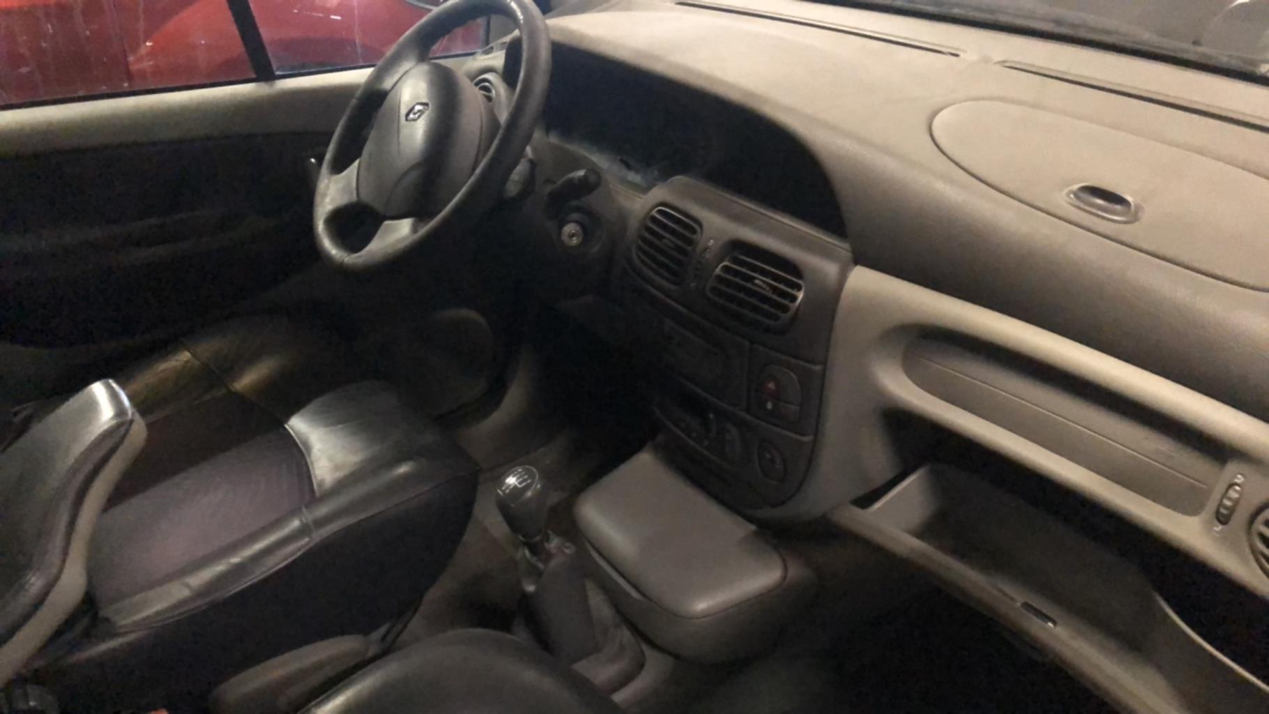 Custode avant gauche (porte) RENAULT SCENIC 1 PHASE 2 Diesel - 1