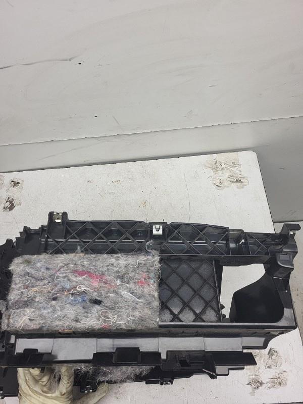 Boite a gants BMW SERIE 1 E88 CABRIO Diesel - 1