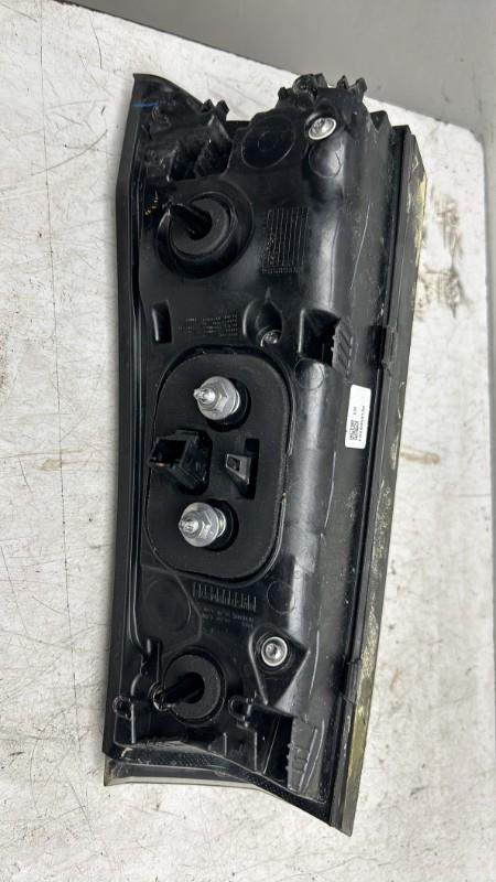 Feu arriere secondaire gauche (feux) PEUGEOT 2008 2 Diesel - 1