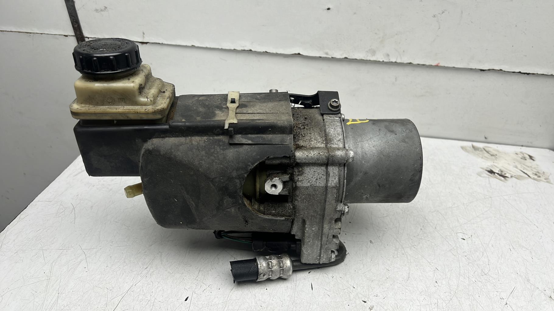 Pompe de direction RENAULT LAGUNA 3 PHASE 1 Diesel - 1