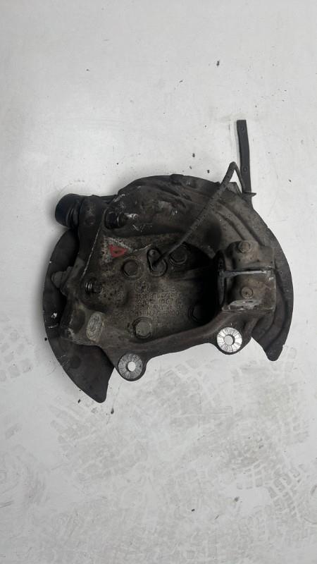 Moyeu avant droit BMW SERIE 3 E90 PHASE 1 Diesel - 1