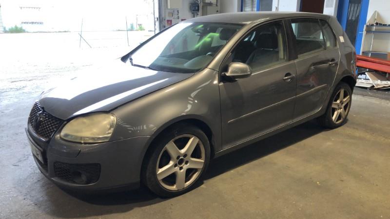 Vitre avant droit VOLKSWAGEN GOLF 5 Diesel - 1