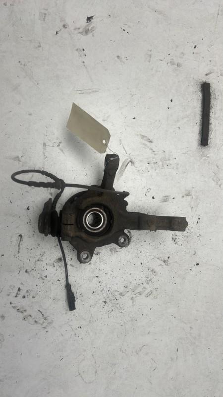 Moyeu avant gauche RENAULT TWINGO 2 PHASE 2 Diesel - 1