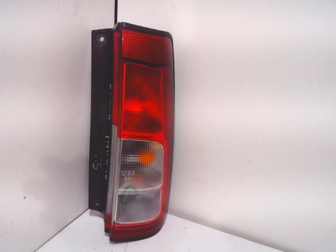 Fanale posteriore principale destro (luci) SUZUKI IGNIS 1 Gasolina - 1