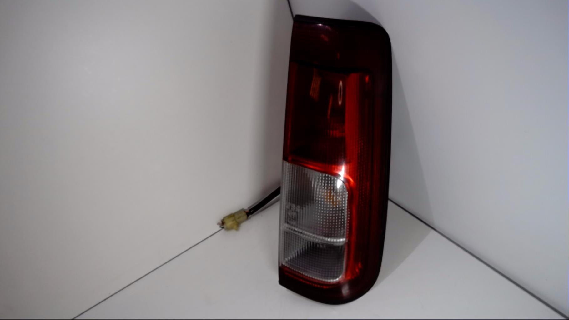 Fanale posteriore principale destro (luci) SUZUKI IGNIS 1 Gasolina - 1