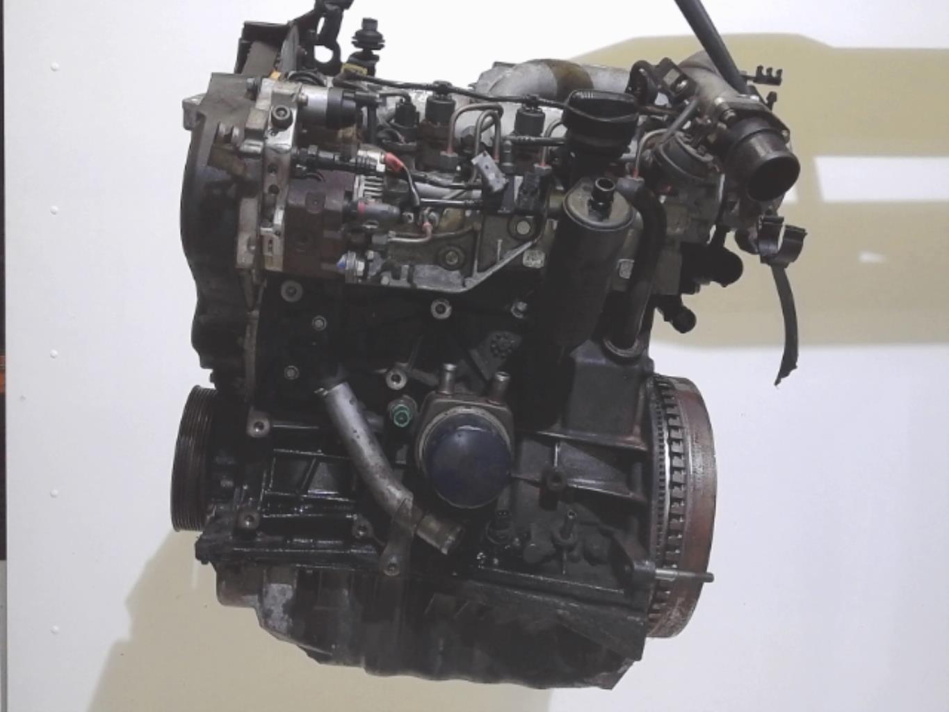 Moteur NISSAN PRIMERA 4 Diesel - 1