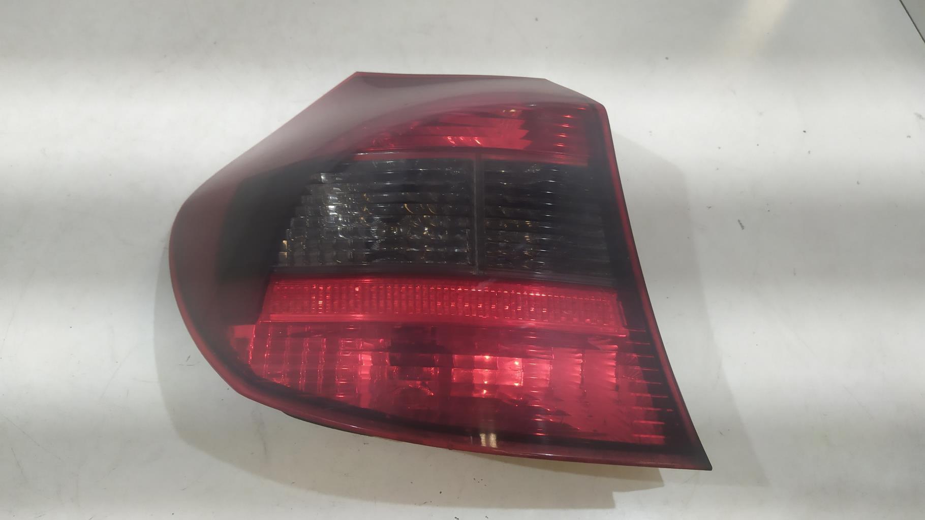 Fanale posteriore principale sinistro (luci) BMW SERIE 1 E87 PHASE 1 Diésel - 1