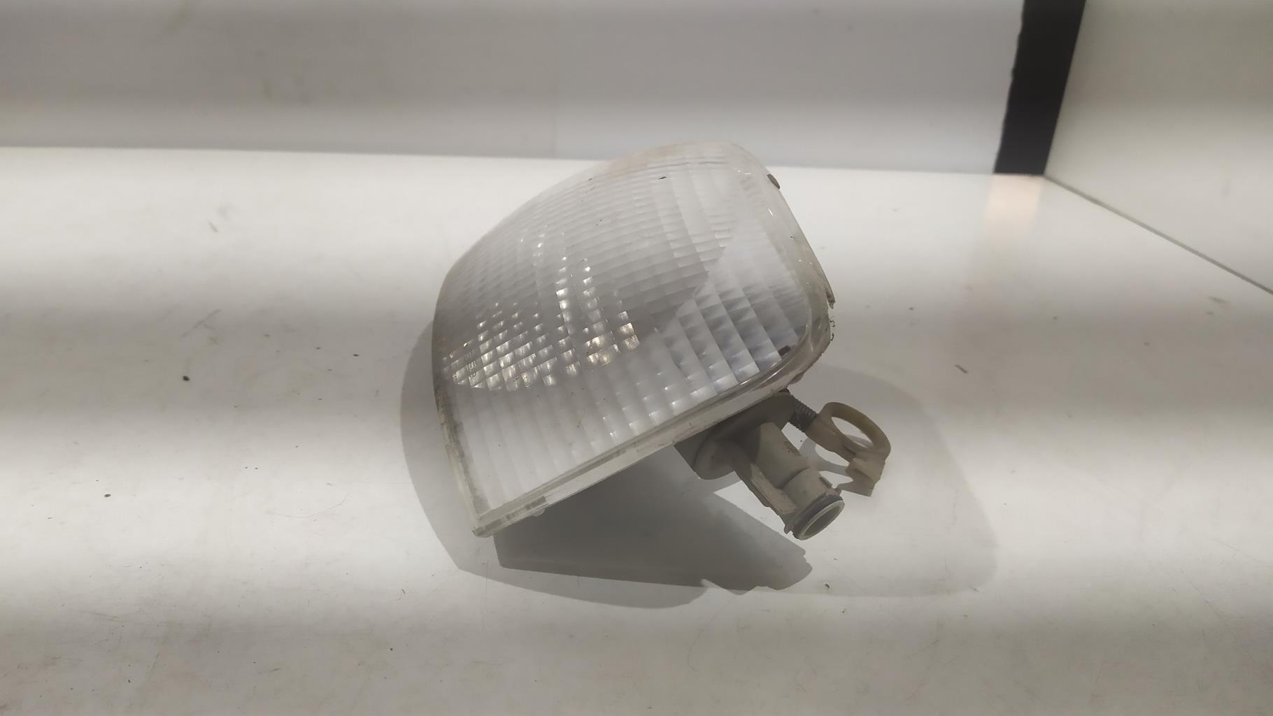 Ripetitore lampeggiante anteriore sinistro (Luci) VOLKSWAGEN PASSAT 4 PHASE 1 Gasolina - 1