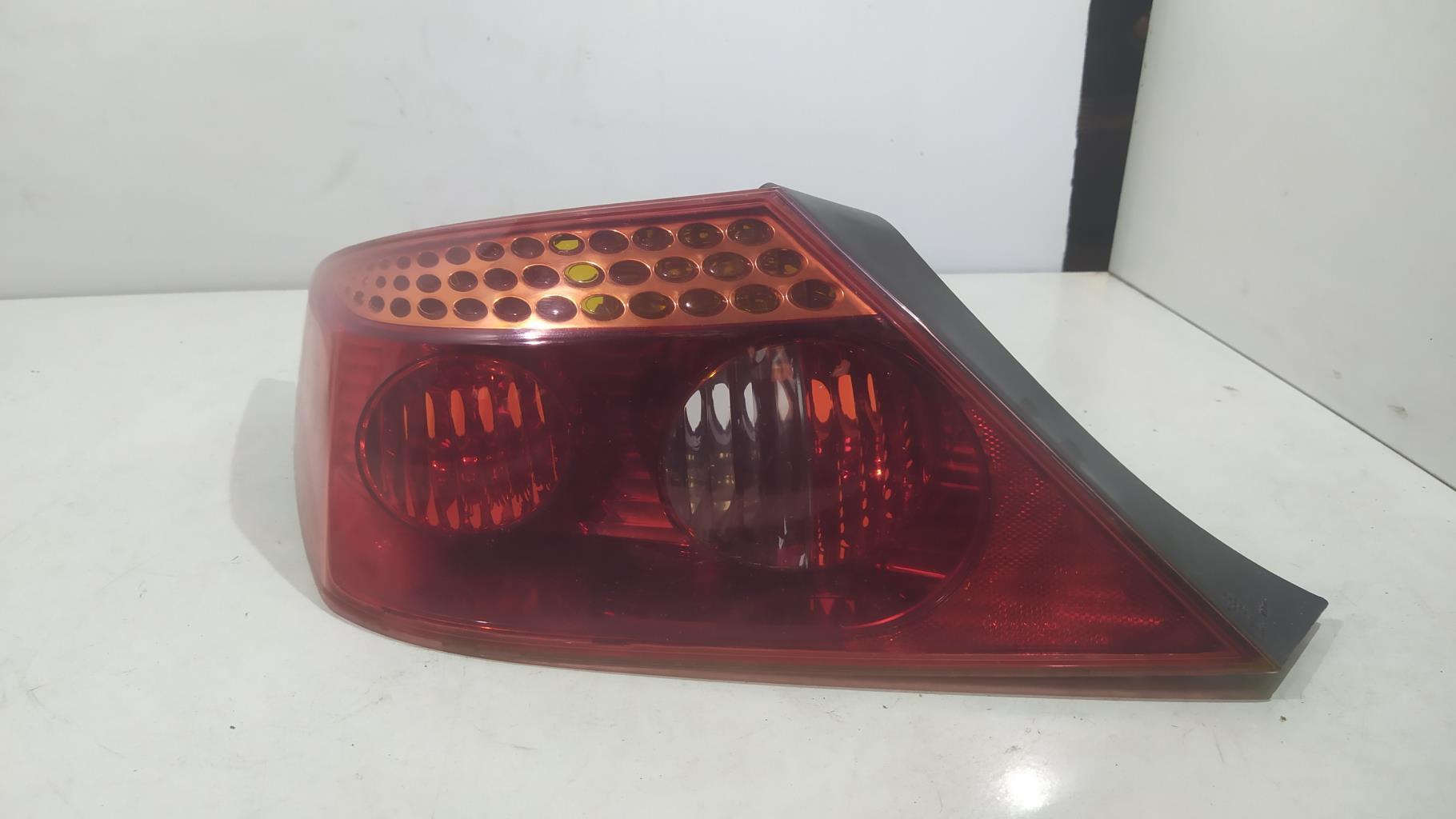 Fanale posteriore principale sinistro (luci) MAZDA 626 4 PHASE 2 Diésel - 1