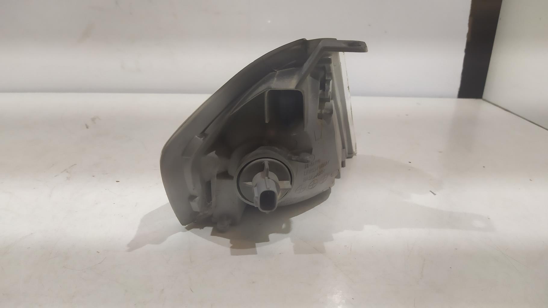 Gruppo ottico anteriore secondario sinistro (luci)(freccia) MAZDA 323 6 Gasolina - 1