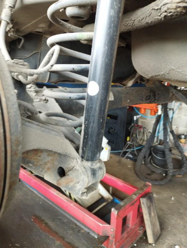 Ammortizzatore posteriore sinistro FORD FIESTA 6 PHASE 1 Diésel - 1