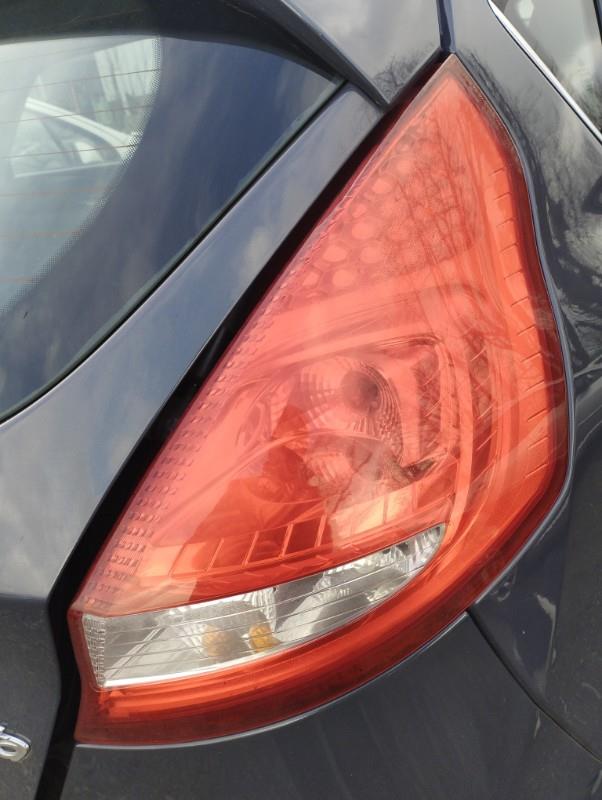 Fanale posteriore principale destro (luci) FORD FIESTA 6 PHASE 1 Diésel - 1