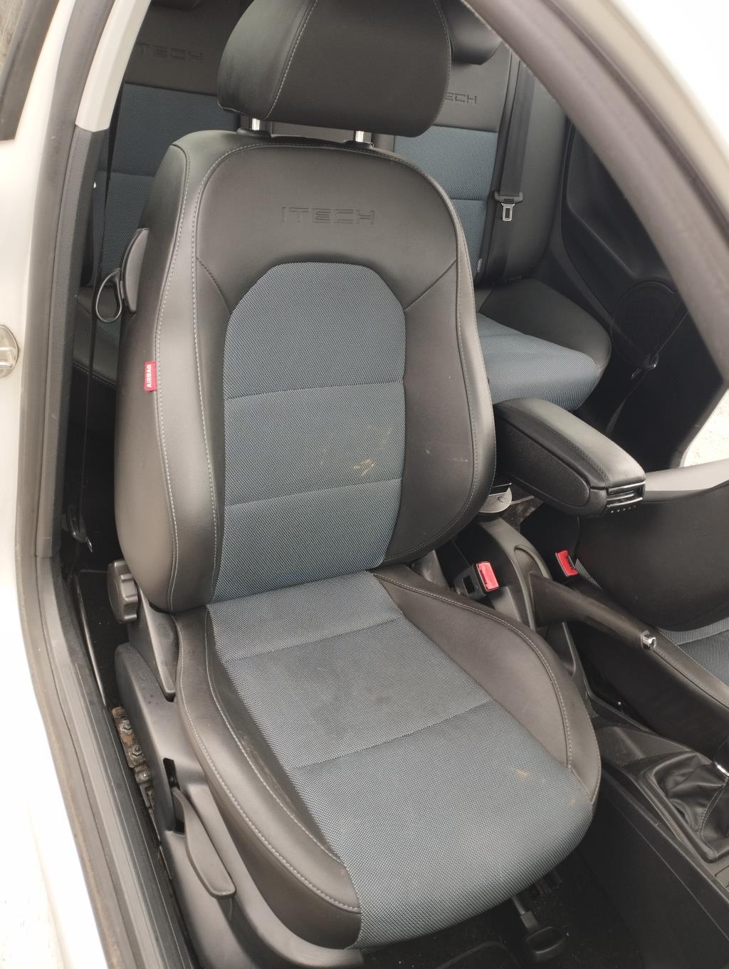 Siege avant droit SEAT IBIZA 4 PHASE 2 Essence - 1