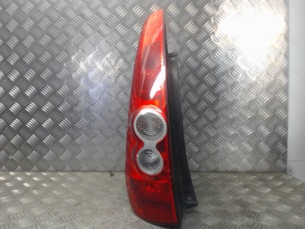 Fanale posteriore principale sinistro (luci) FORD FIESTA 5 PHASE 2 Gasolina - 1