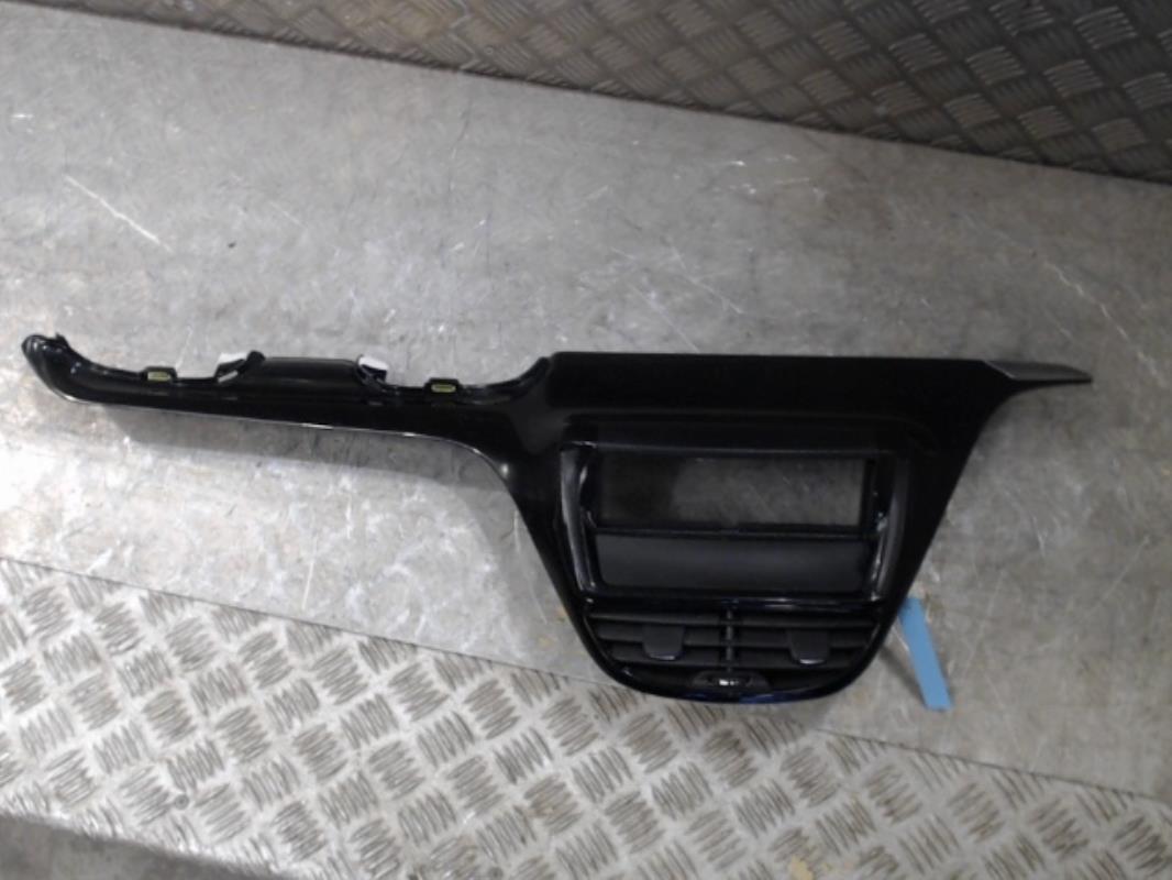 Bocchetta aerazione cruscotto PEUGEOT 208 1 PHASE 2 Gasolina - 1