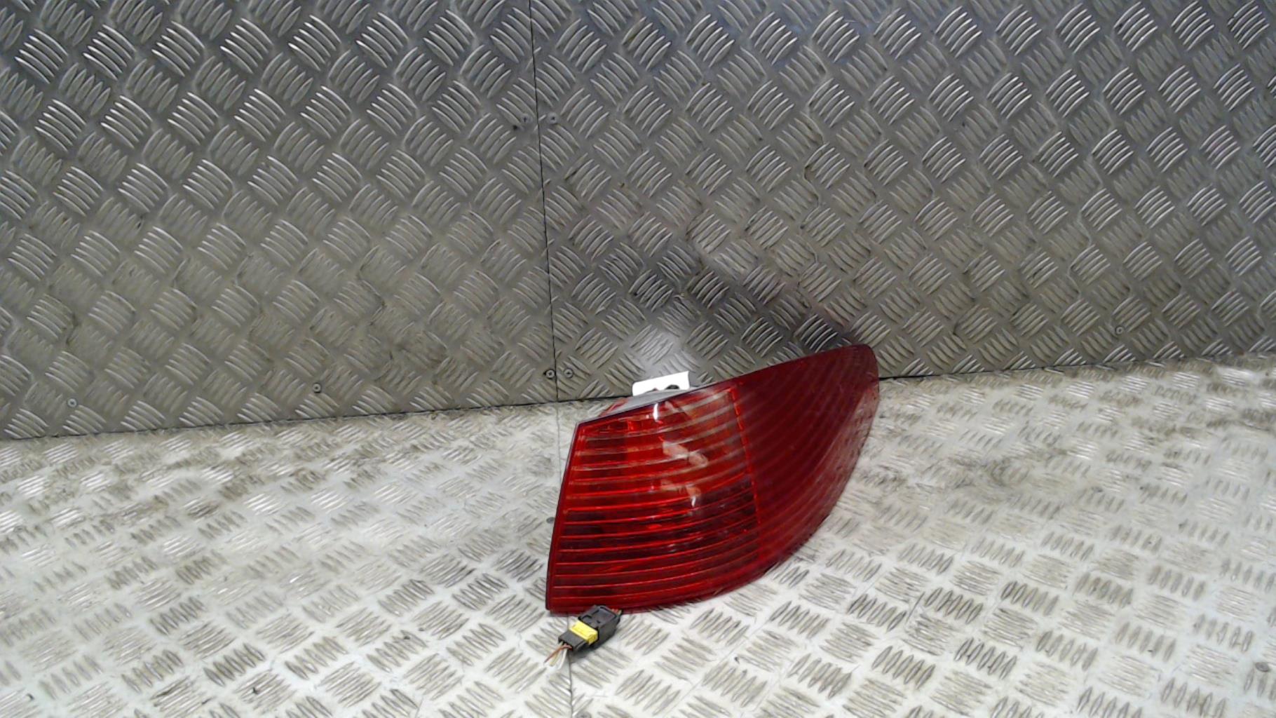 Fanale posteriore principale destro (luci) PEUGEOT 607 PHASE 1 Diésel - 1
