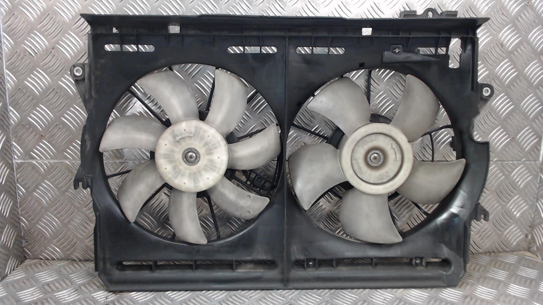 Motoventilatore radiatore TOYOTA COROLLA VERSO 2 PHASE 1 Diésel - 1