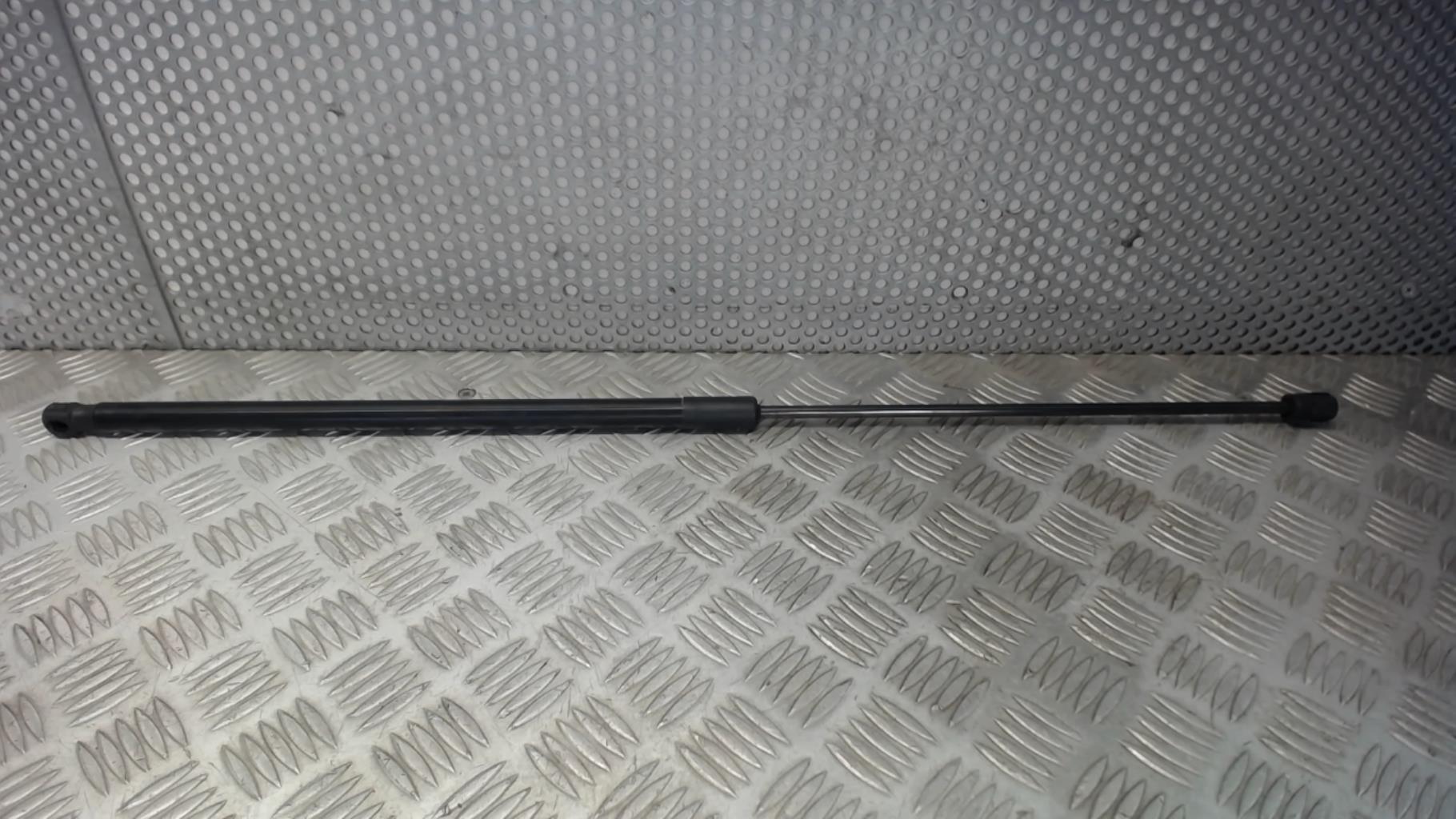 Verin de coffre AUDI A3 3 PHASE 1 Diesel - 1