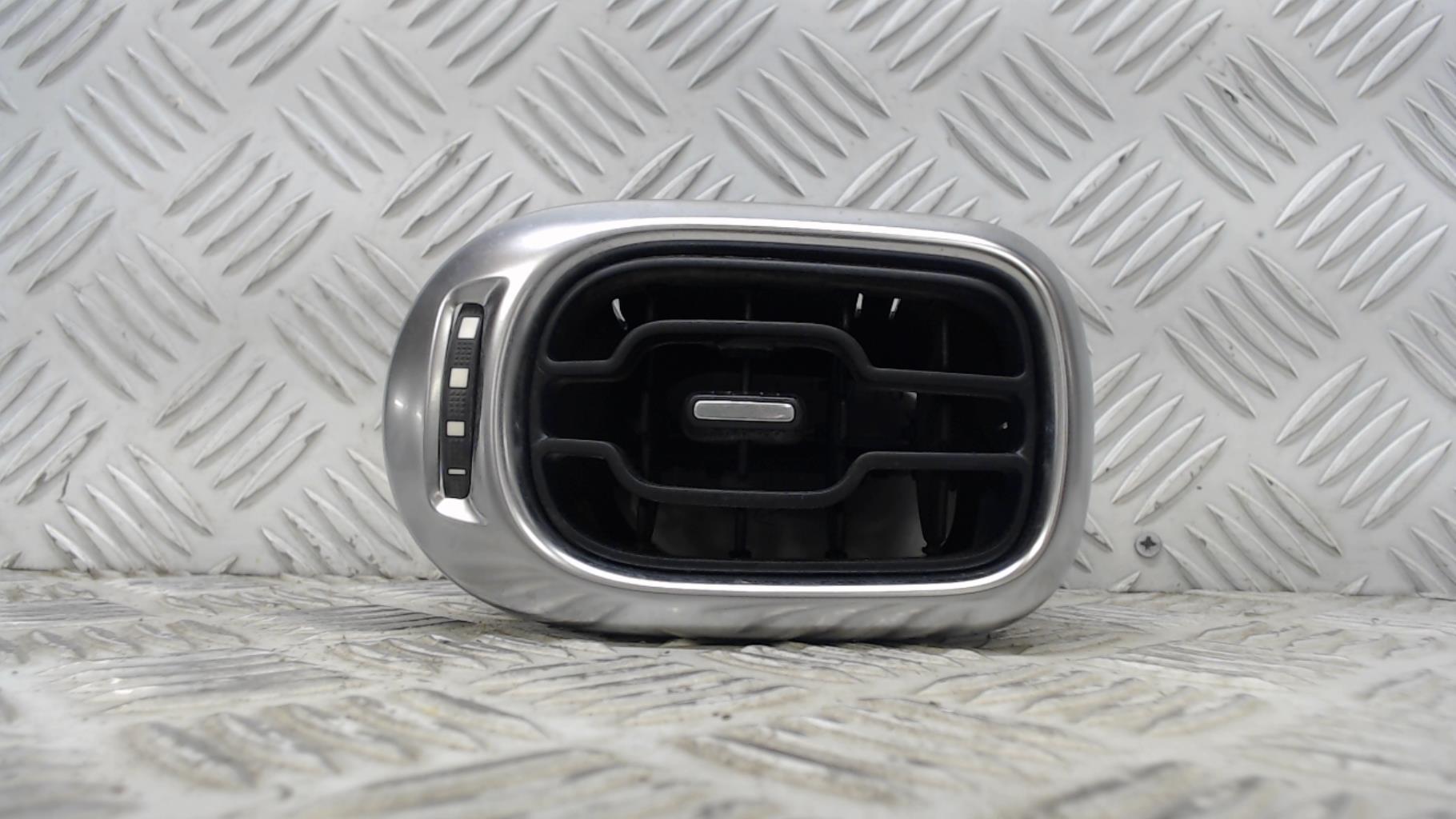 Bocchetta aerazione cruscotto anteriore destra CITROEN C3 PICASSO PHASE 2 Gasolina - 1