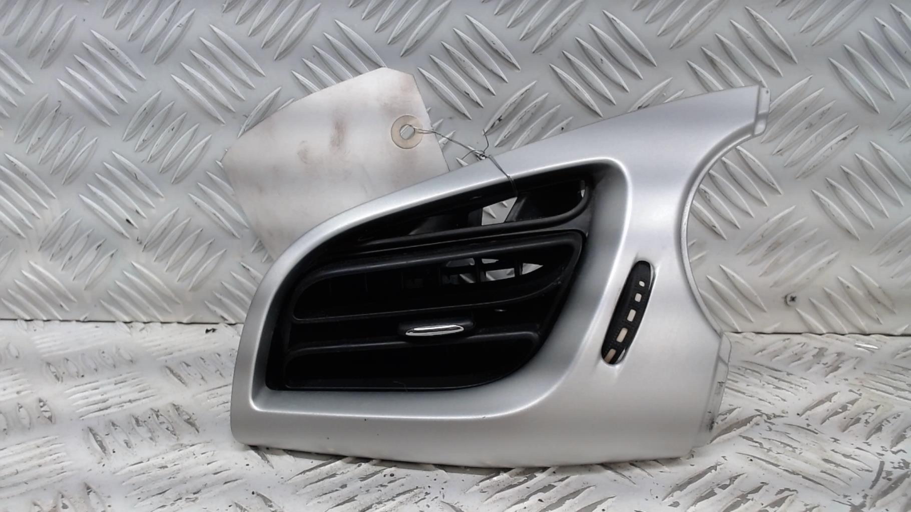 Bocchetta aerazione cruscotto anteriore sinistra CITROEN C3 2 PHASE 1 Diésel - 1