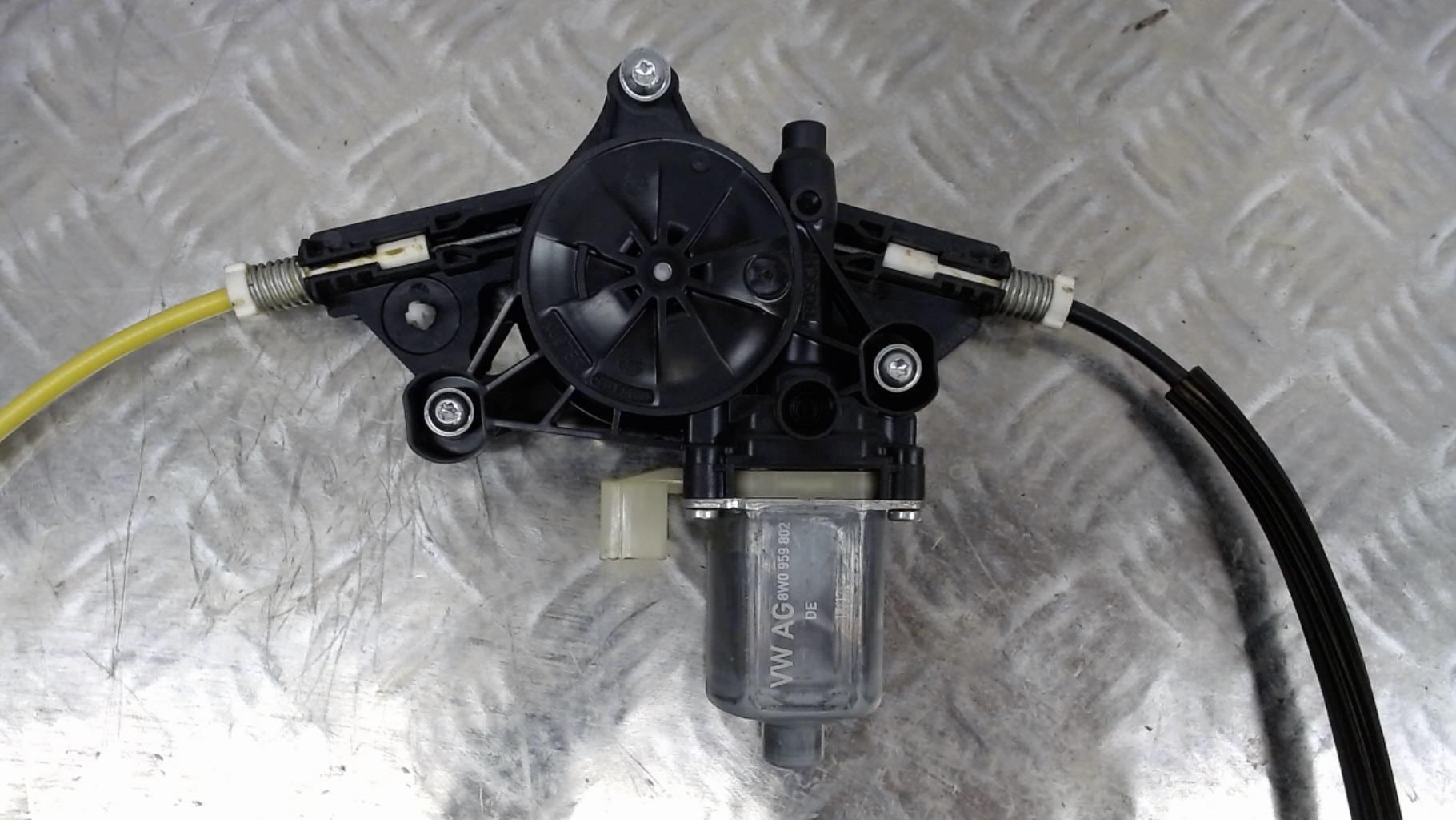 Alzacristalli elettrico anteriore destro AUDI A4 4 ALLROAD PHASE 1 BREAK Diésel - 1