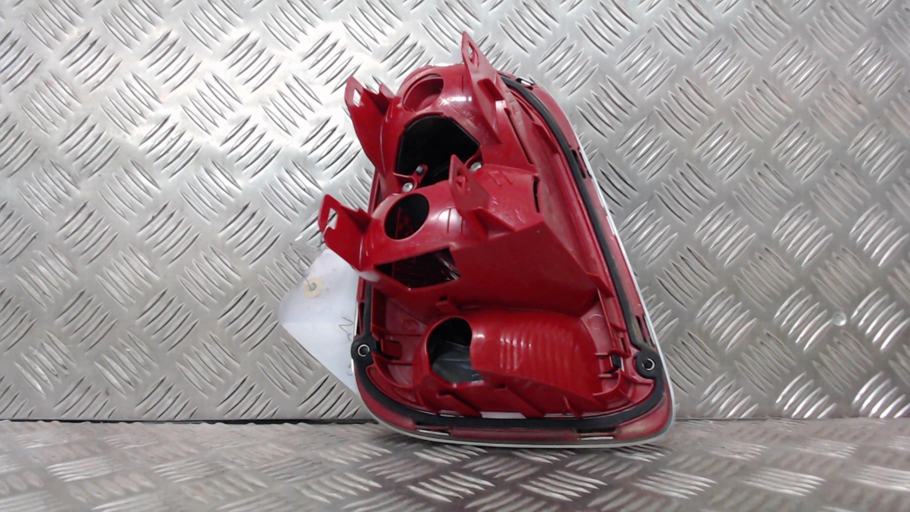 Fanale posteriore principale destro (luci) MINI MINI 2 R56 PHASE 1 Diésel - 1