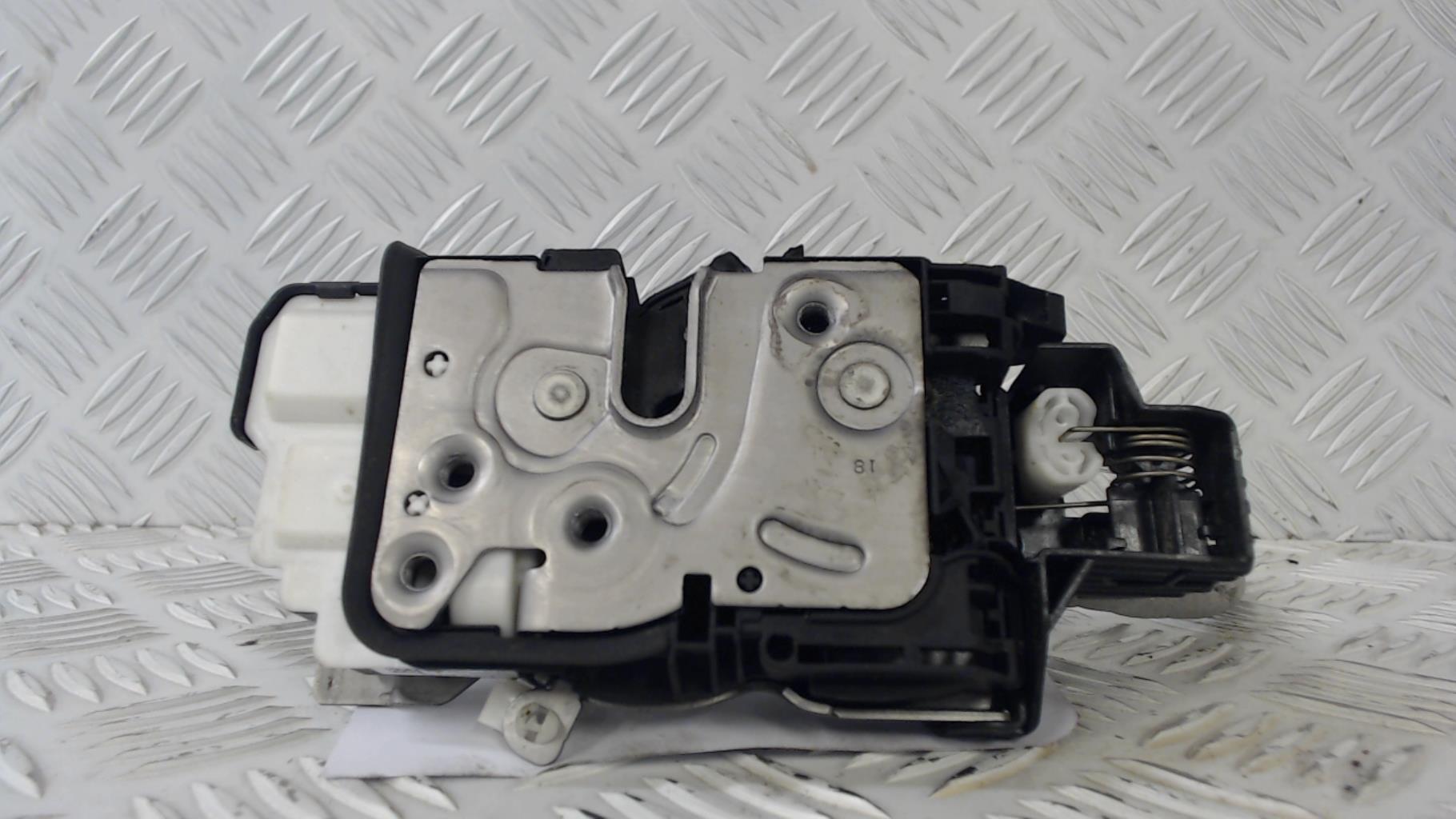 Serratura anteriore sinistra VOLVO XC 40 Diésel - 1
