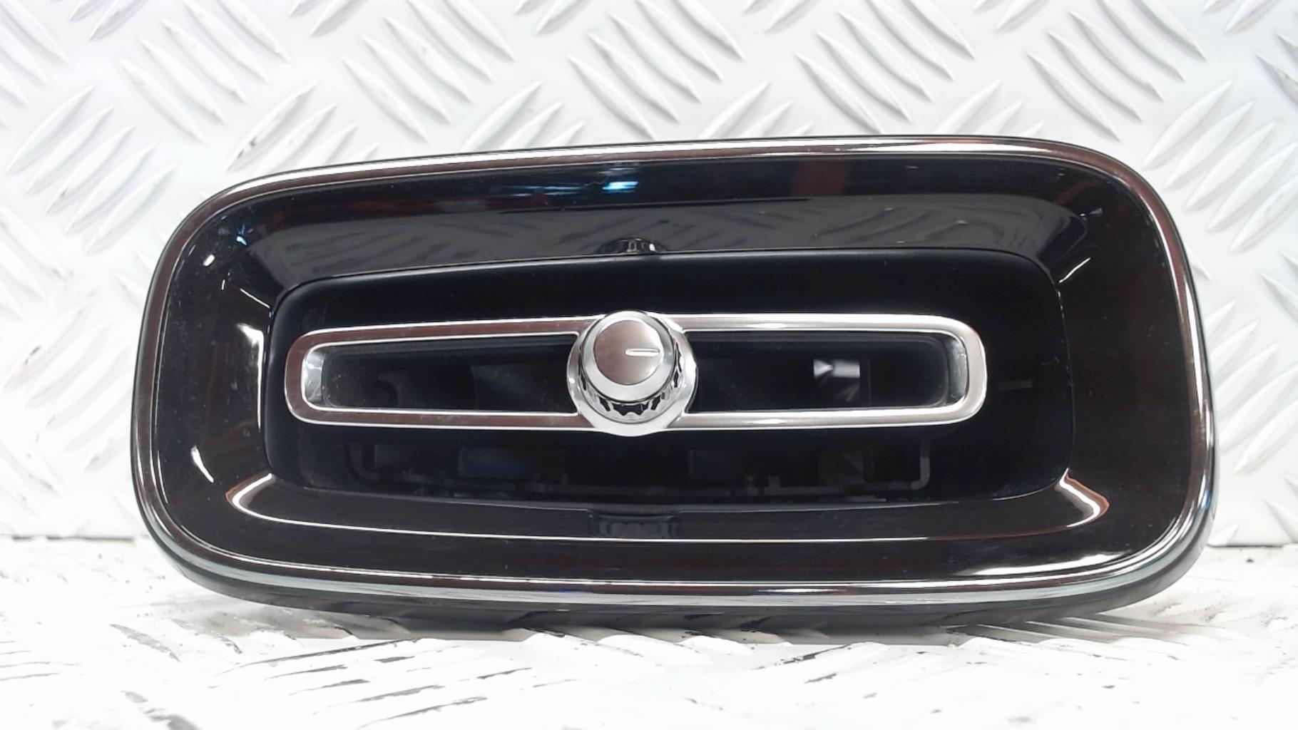 Bocchetta aerazione cruscotto anteriore destra VOLVO XC 40 Diésel - 1