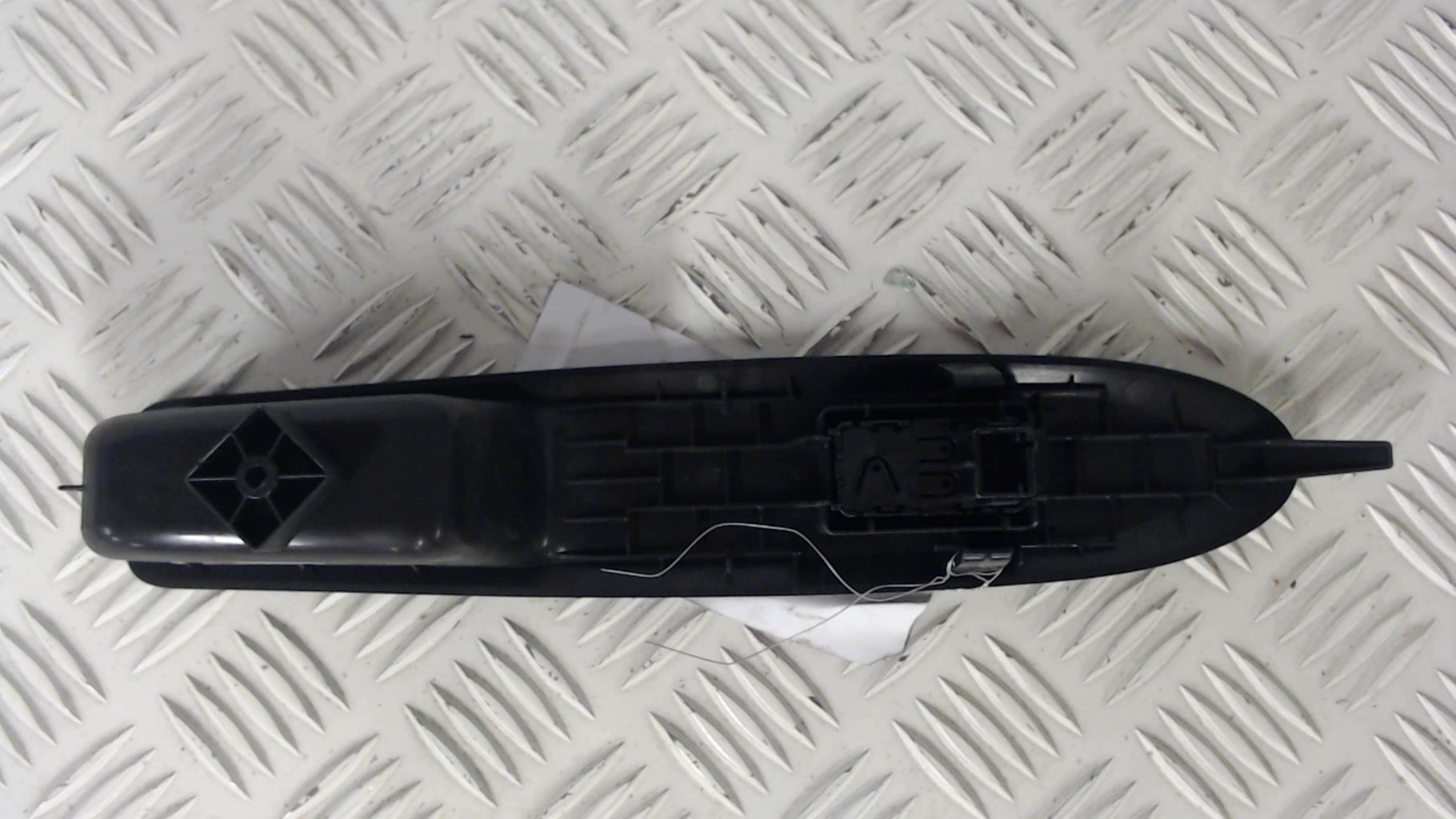 Interruttore lavacristalli anteriore destro CITROEN DS4 PHASE 1 Diésel - 1