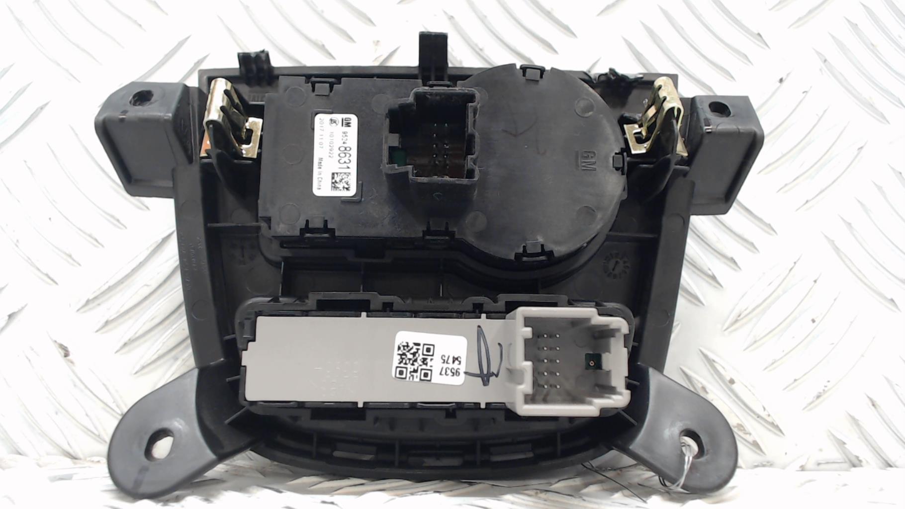 Commande de phare OPEL KARL Essence - 1