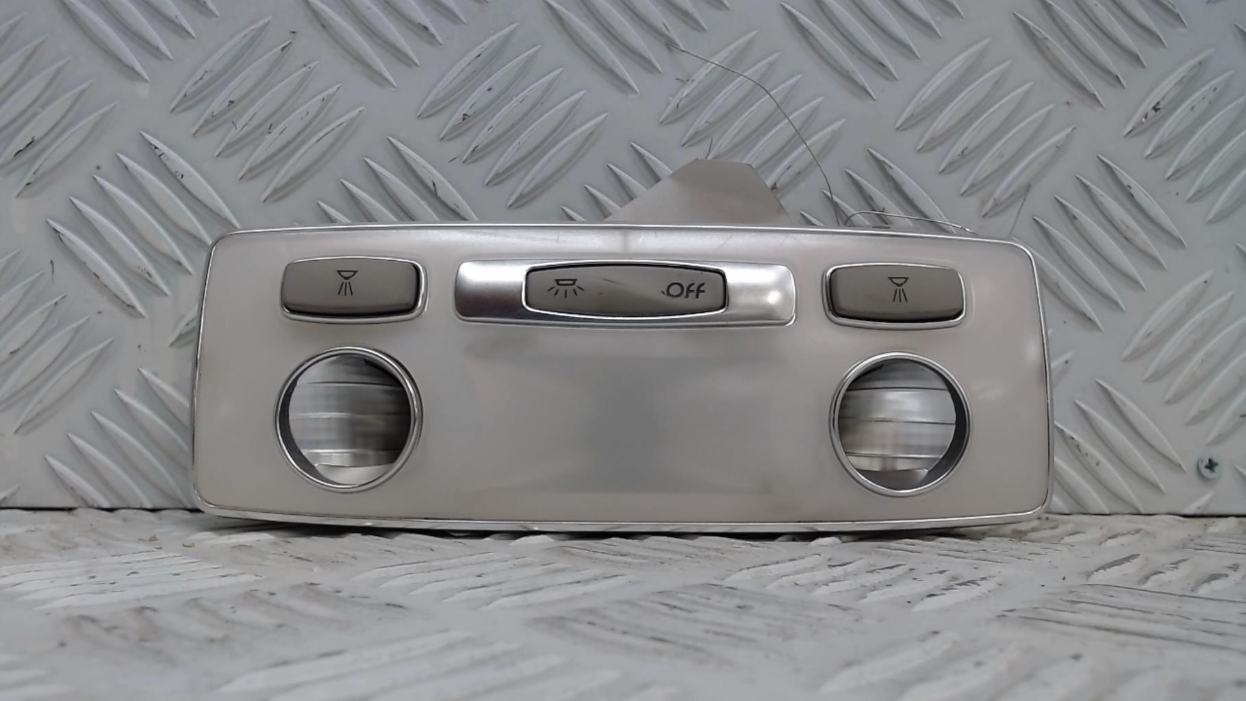Eclairage de plafonnier RENAULT LAGUNA 3 PHASE 1 COUPE Diesel - 1