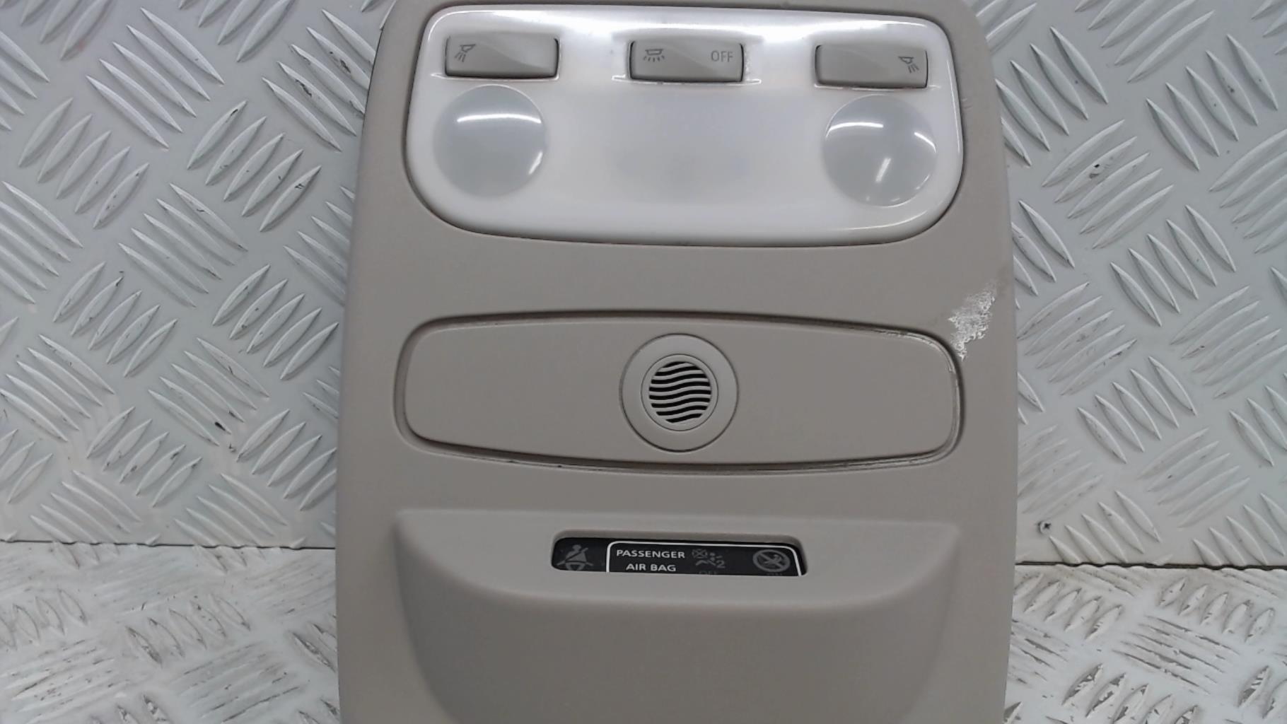 Eclairage de plafonnier RENAULT CLIO 4 PHASE 1 Diesel - 1