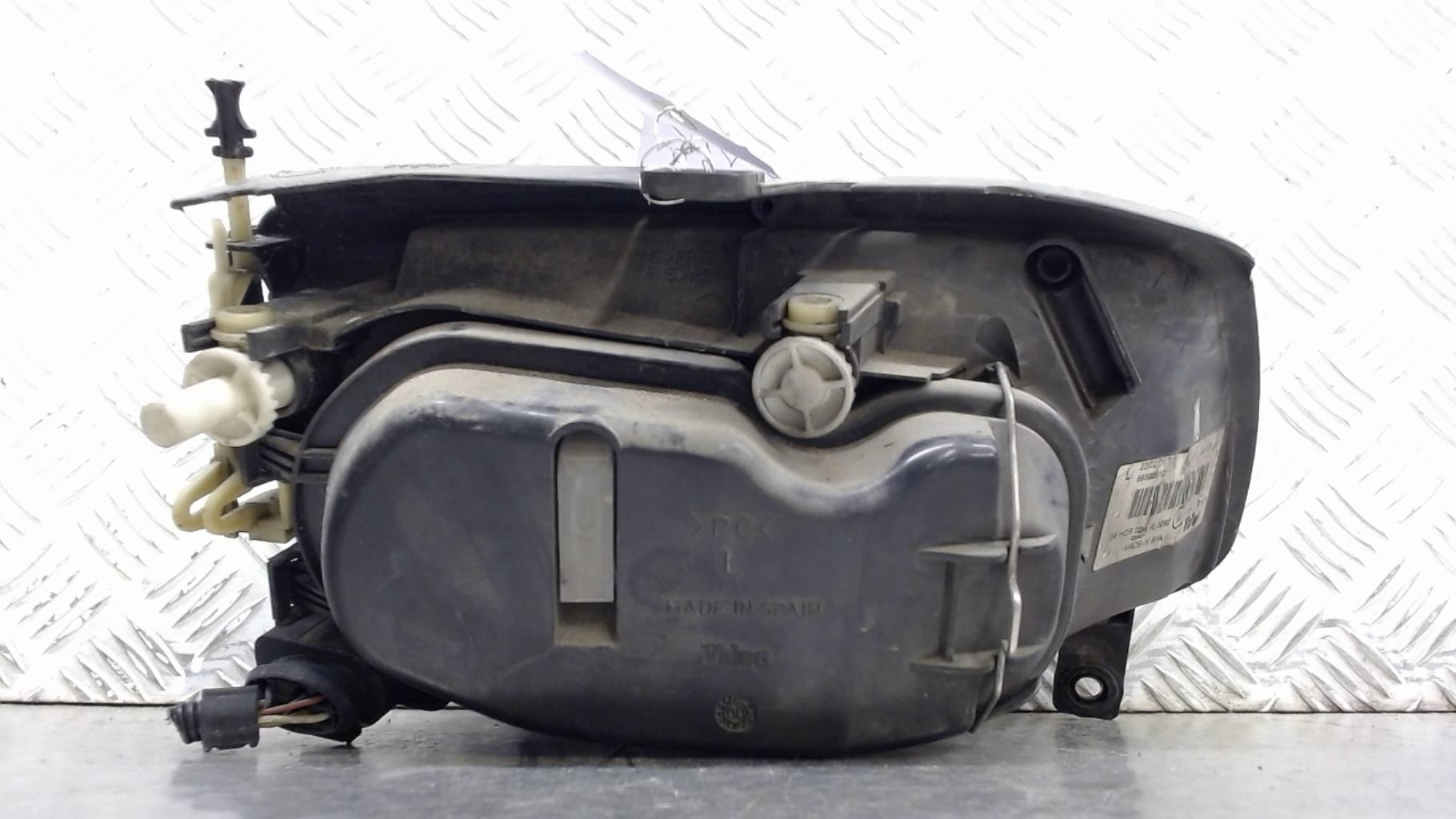 Gruppo ottico anteriore principale sinistro (luci)(faro) VOLKSWAGEN POLO 3 PHASE 2 Diésel - 1