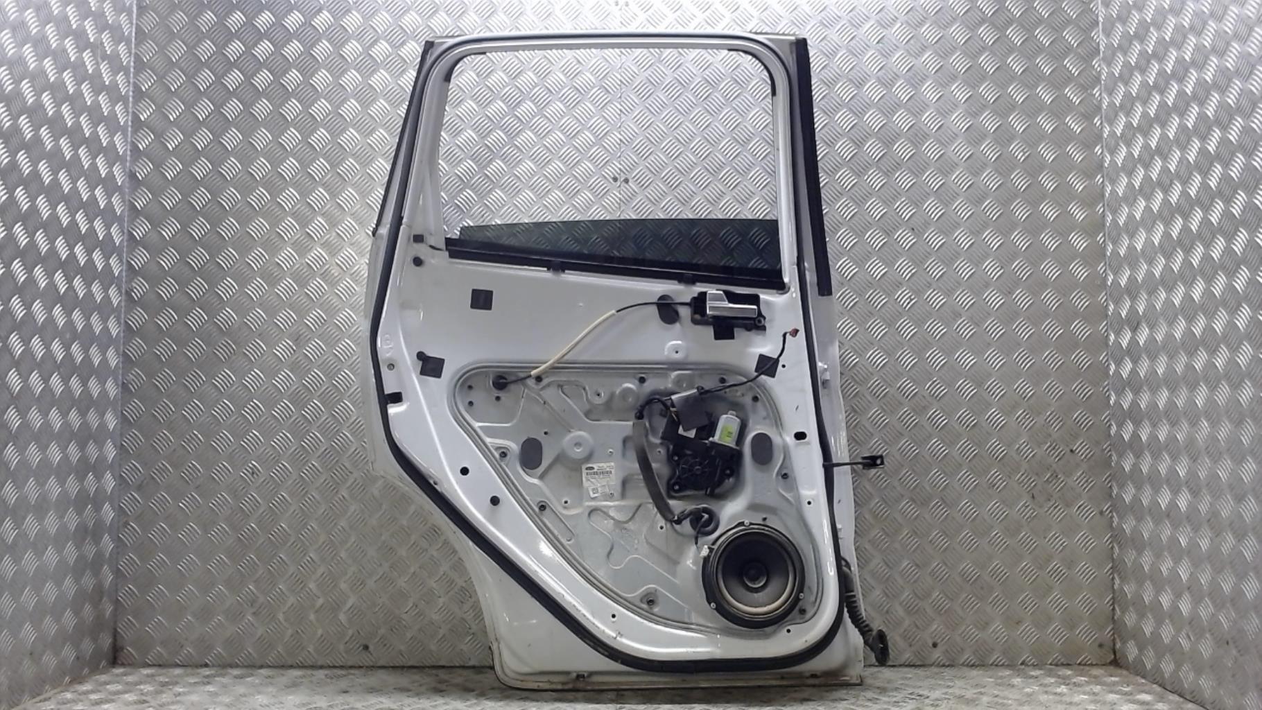 Portiera posteriore sinistra FORD KUGA 1 Diésel - 1