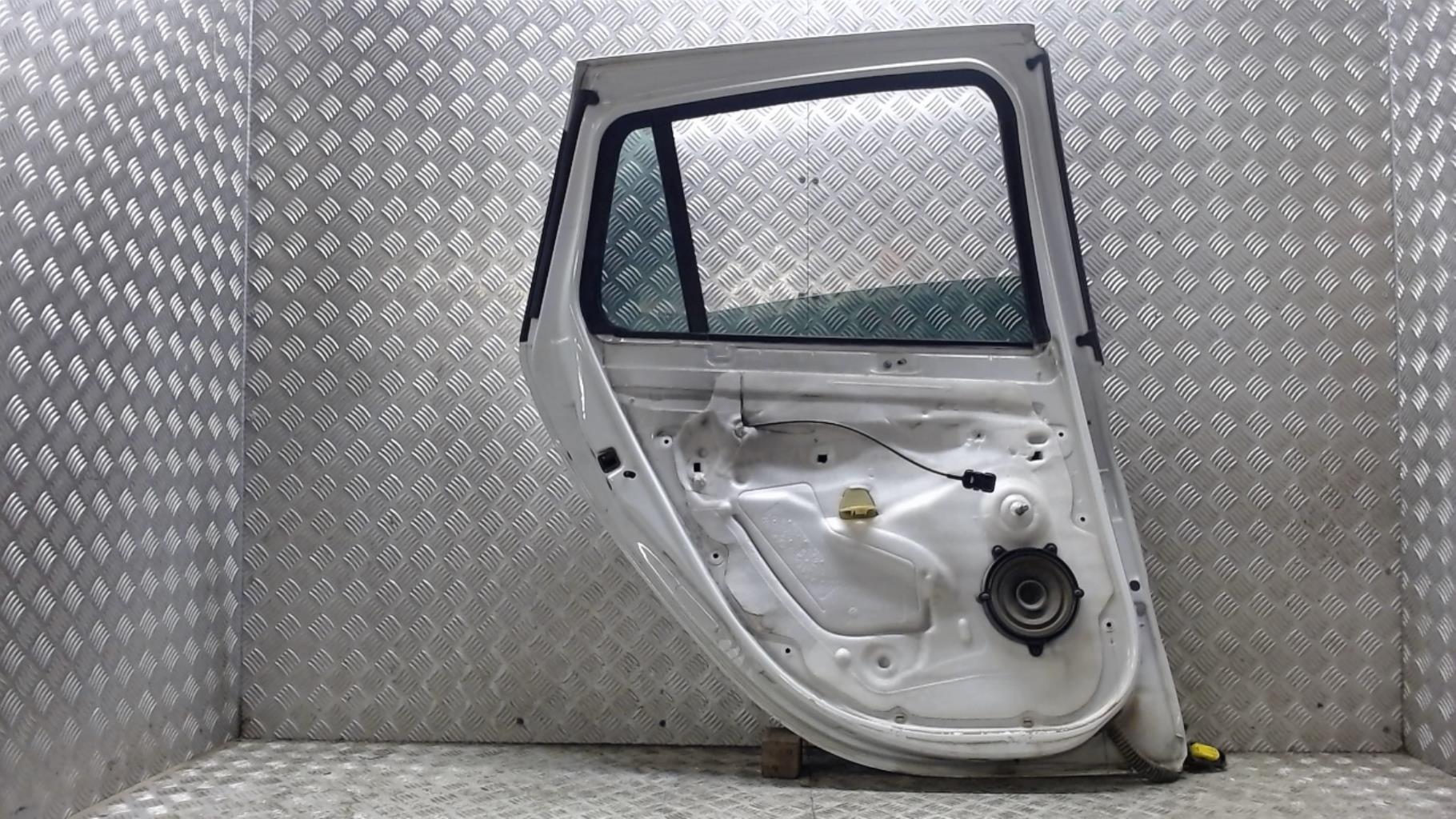 Portiera posteriore sinistra RENAULT CLIO 3 PHASE 2 BREAK Diésel - 1
