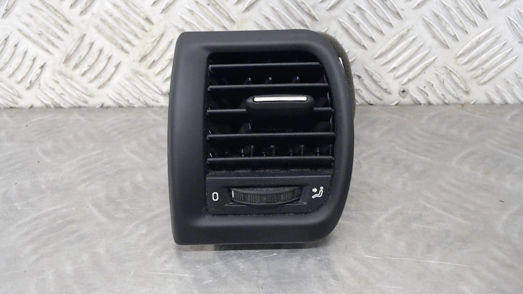 Bocchetta aerazione cruscotto anteriore sinistra SKODA FABIA 2 PHASE 2 Gasolina - 1