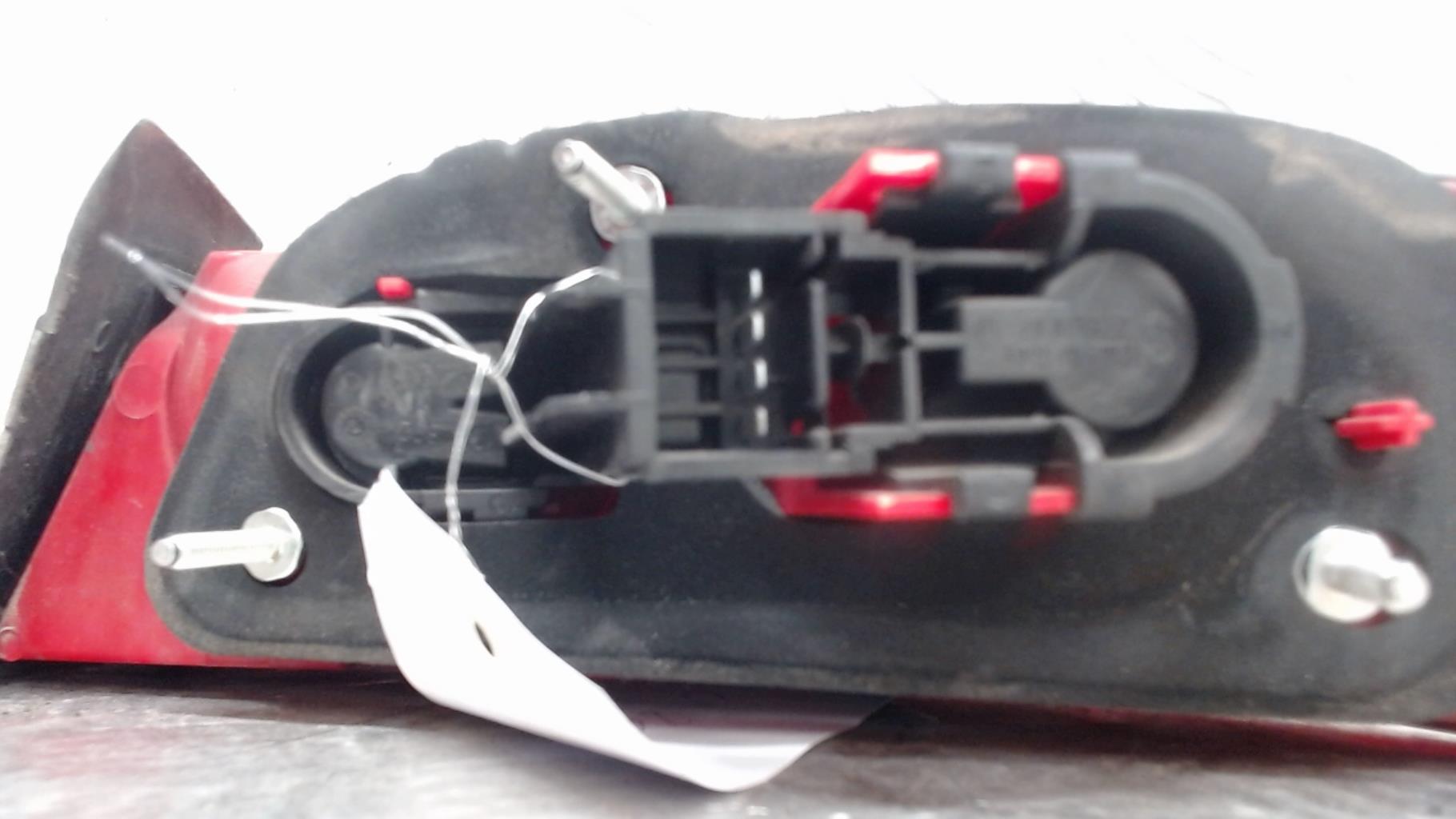 Fanale posteriore principale destro (luci) ALFA ROMEO 159 BREAK Diésel - 1