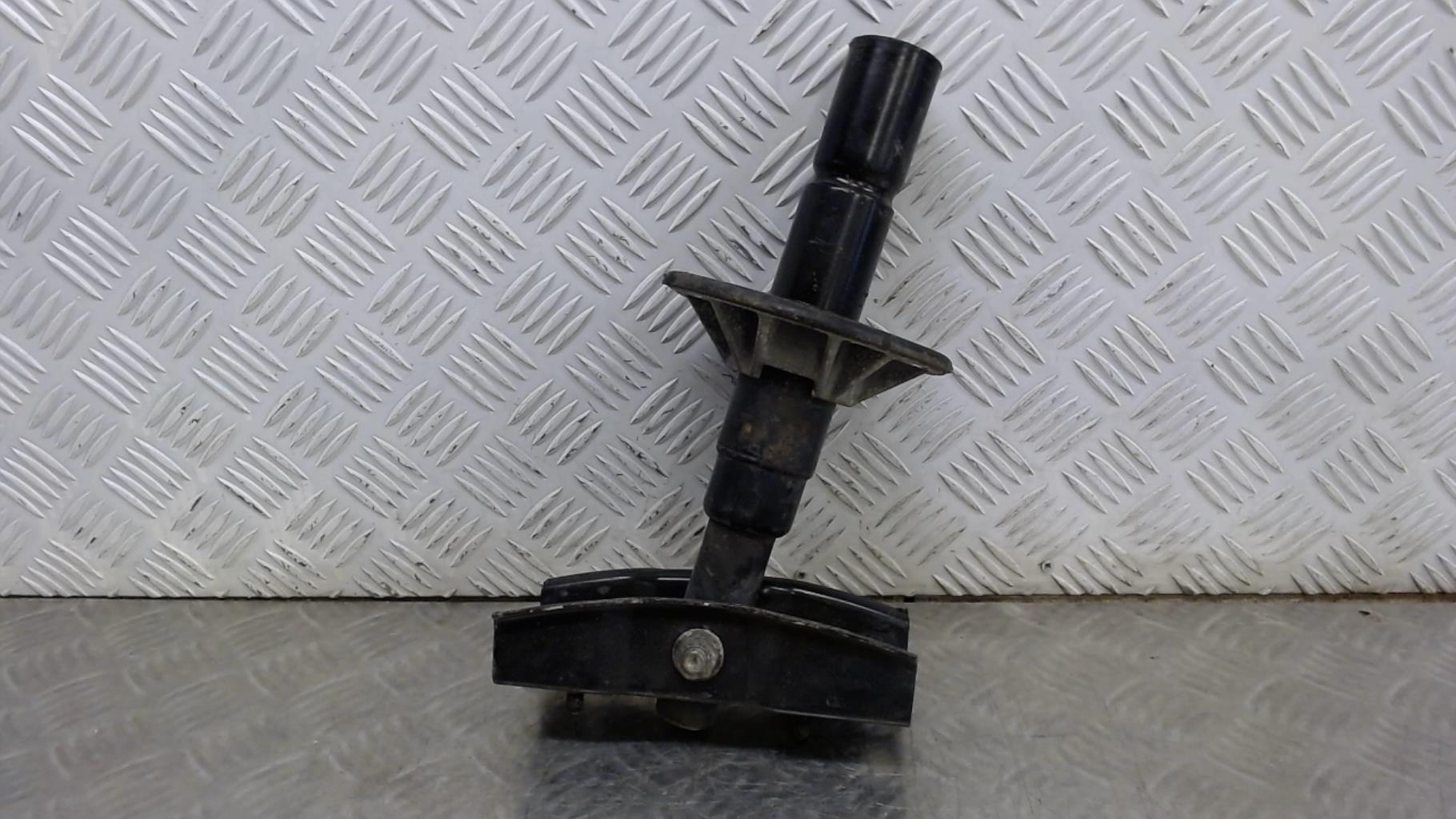 Supporto paraurti anteriore BMW 323i  - 1