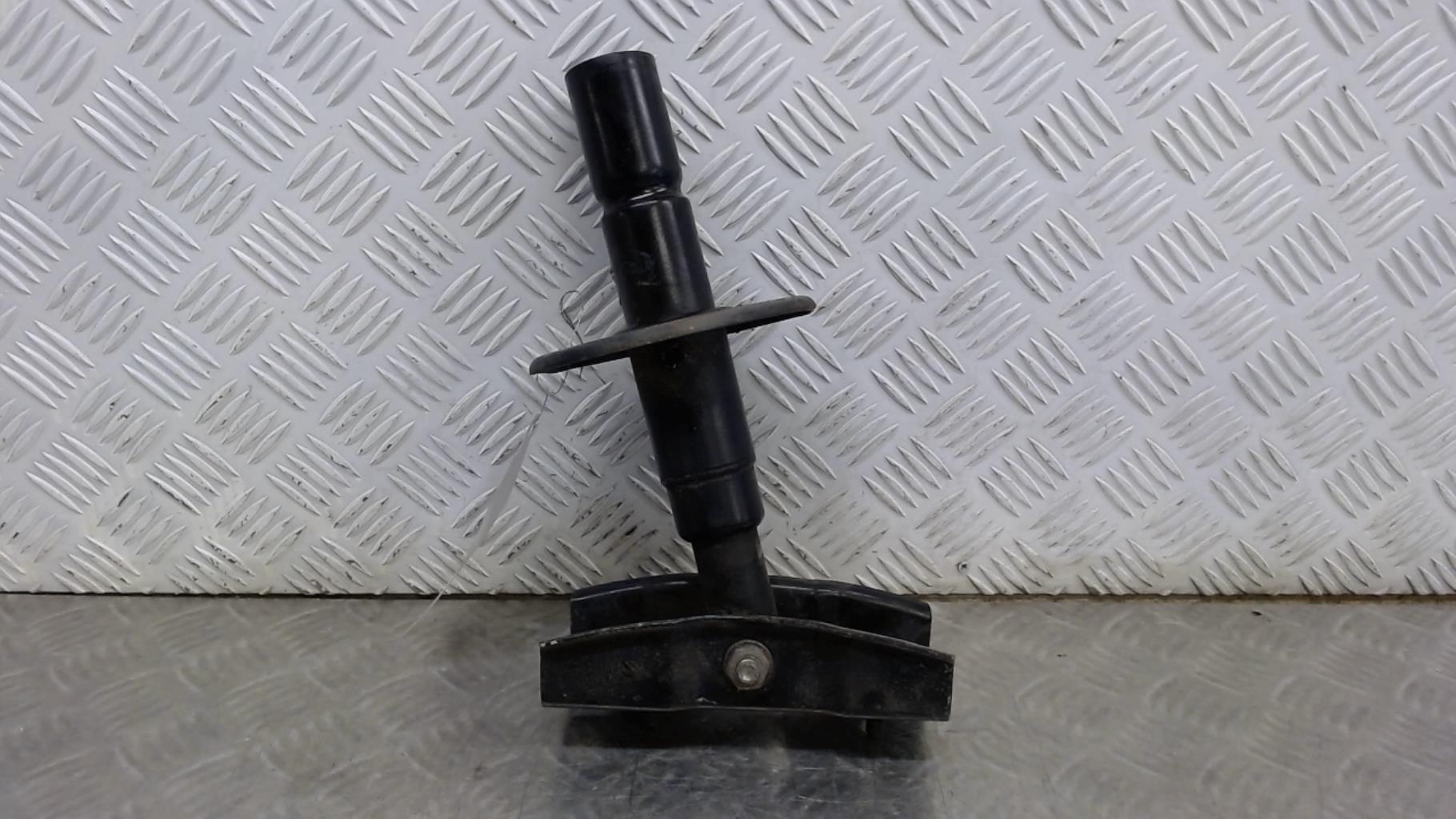 Supporto paraurti anteriore BMW 323i  - 1