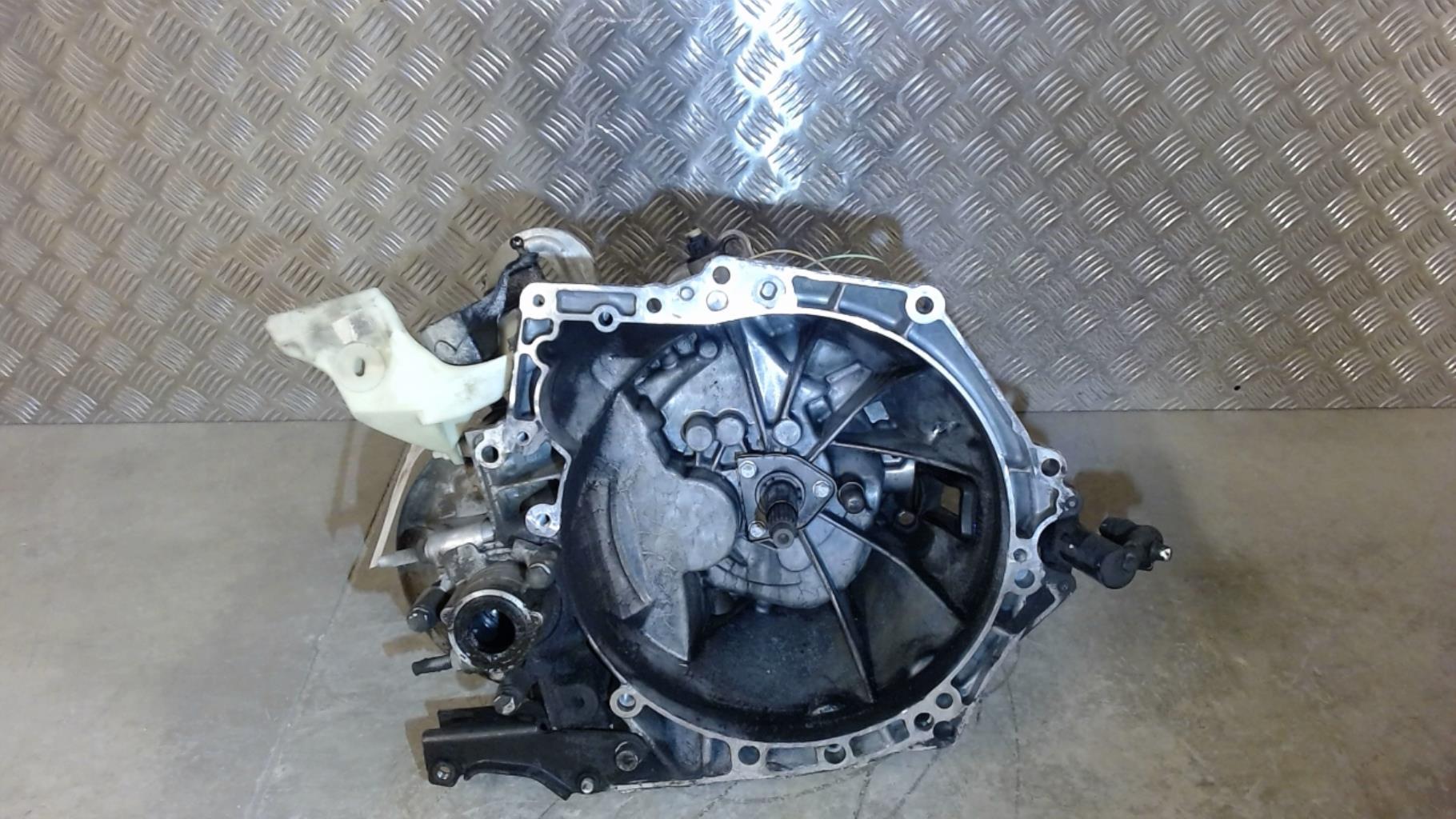Boite de vitesses PEUGEOT 207 PHASE 1 BREAK Diesel - 1