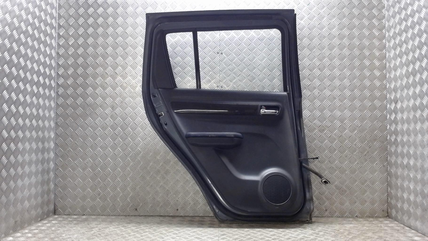 Porte arriere gauche SUZUKI SWIFT 3 Essence - 1