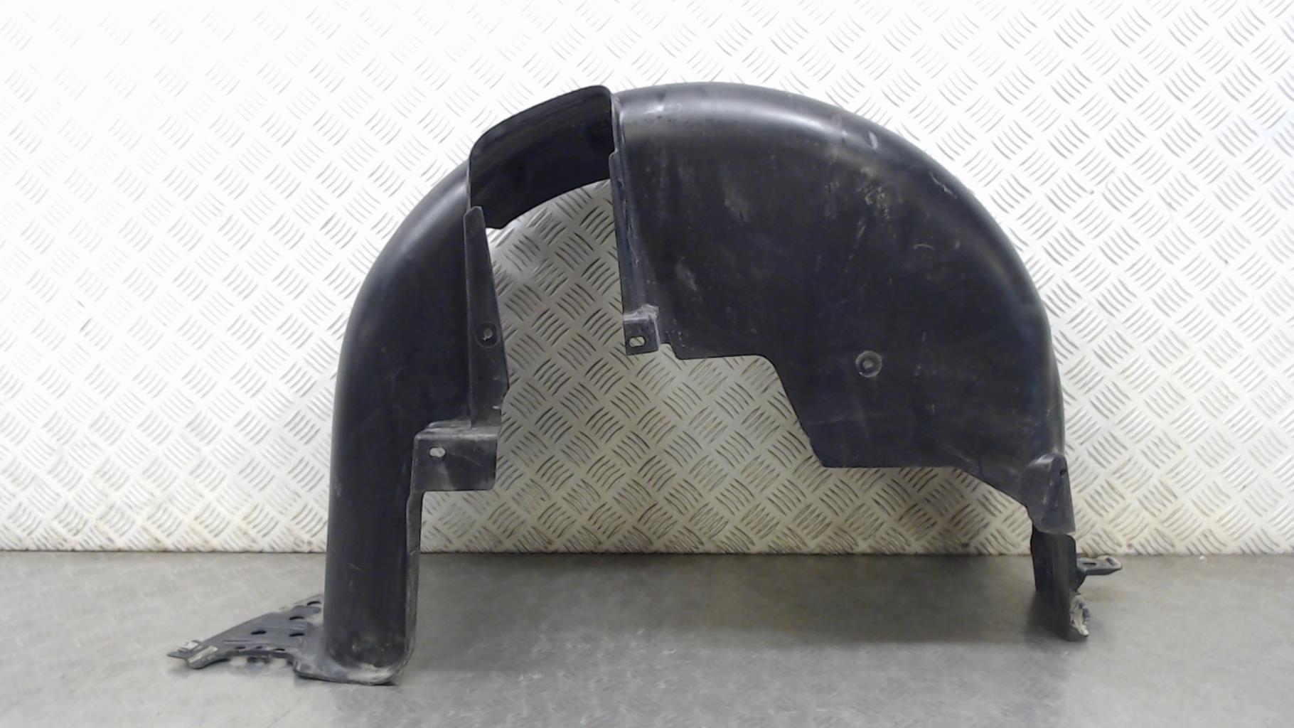 Parasale posteriore sinistro AUDI A1 2 SPORTBACK Gasolina - 1