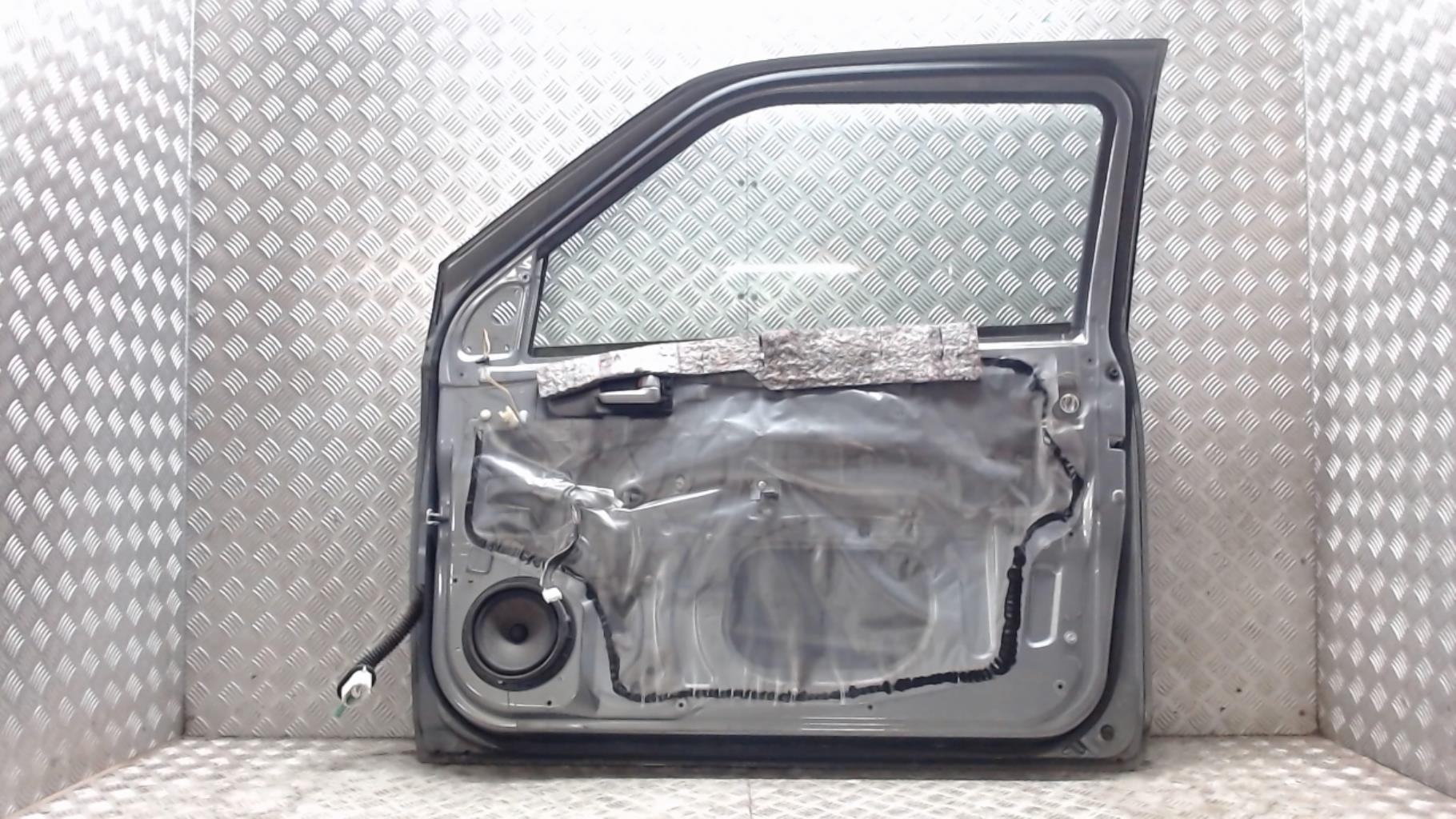 Portiera anteriore destra SUZUKI SWIFT 3 Diésel - 1