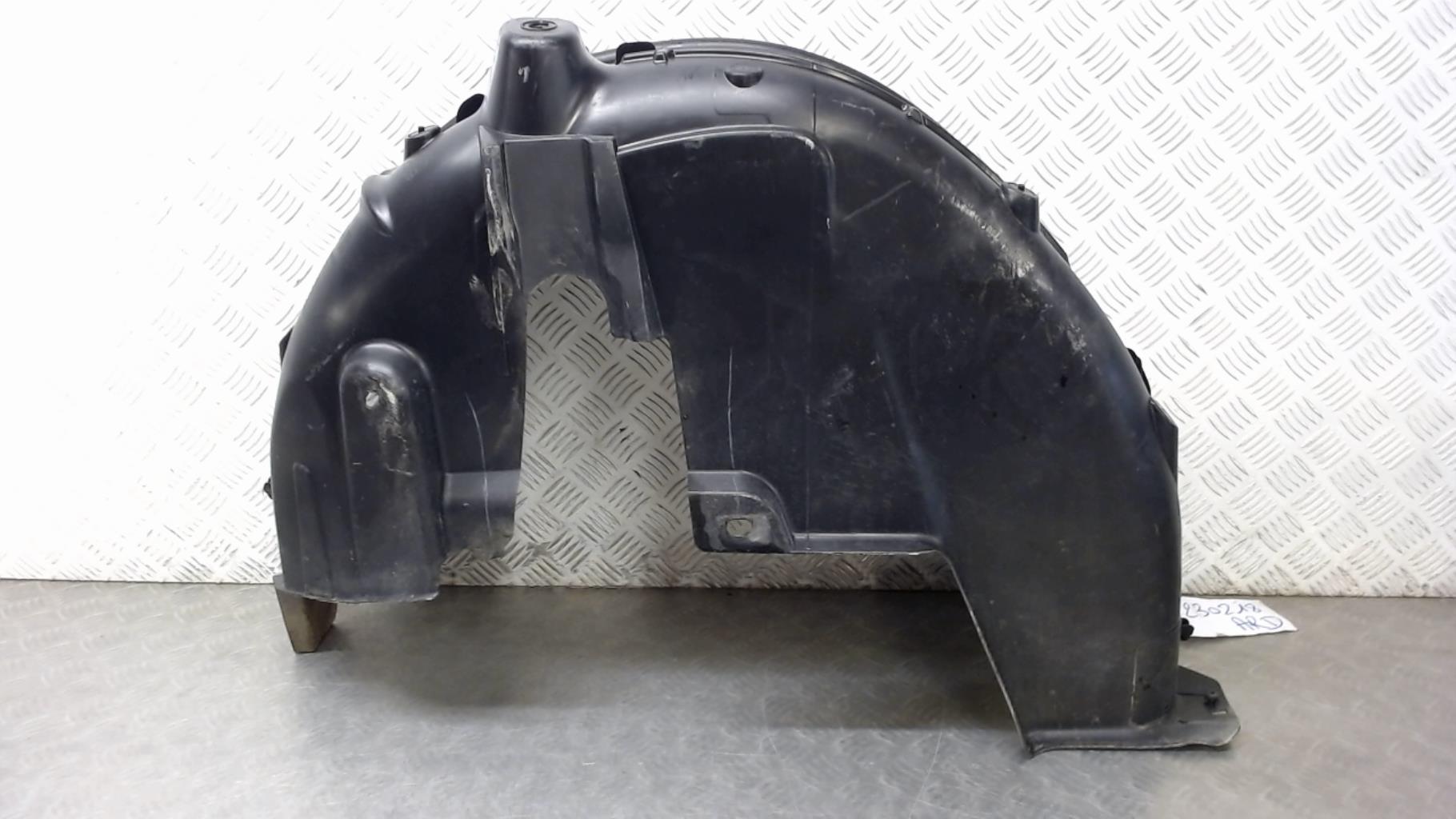 Parasale posteriore destro CITROEN C3 3 PHASE 1 Diésel - 1