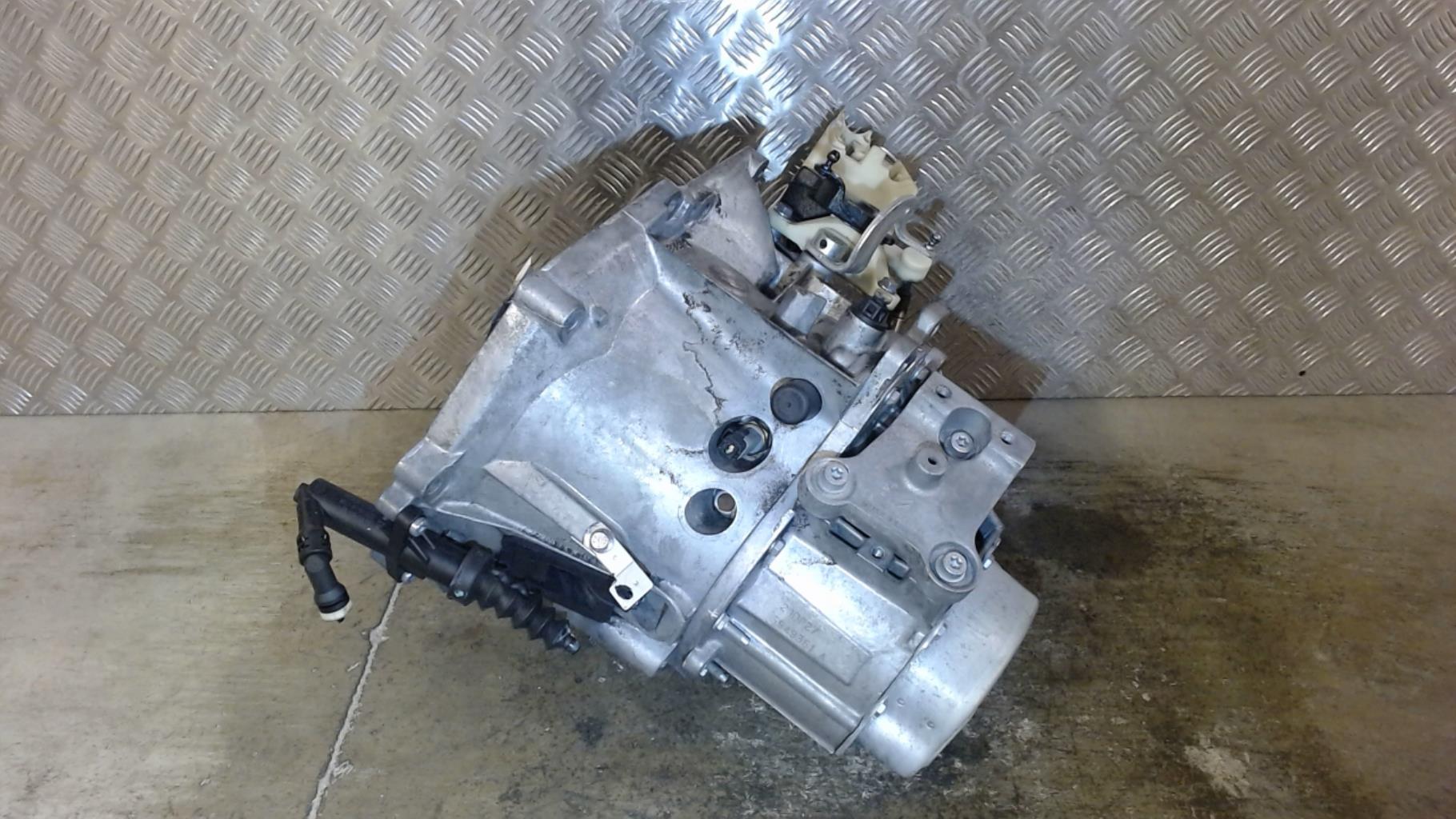 Boite de vitesses PEUGEOT 207 PHASE 1 BREAK Diesel - 1