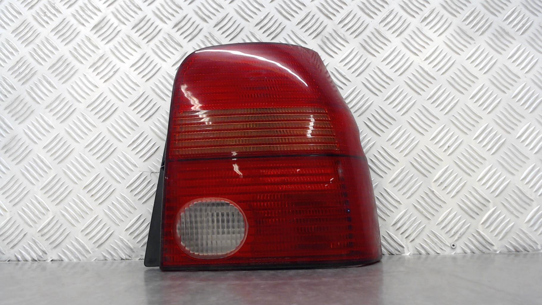 Fanale posteriore principale destro (luci) VOLKSWAGEN LUPO Diésel - 1