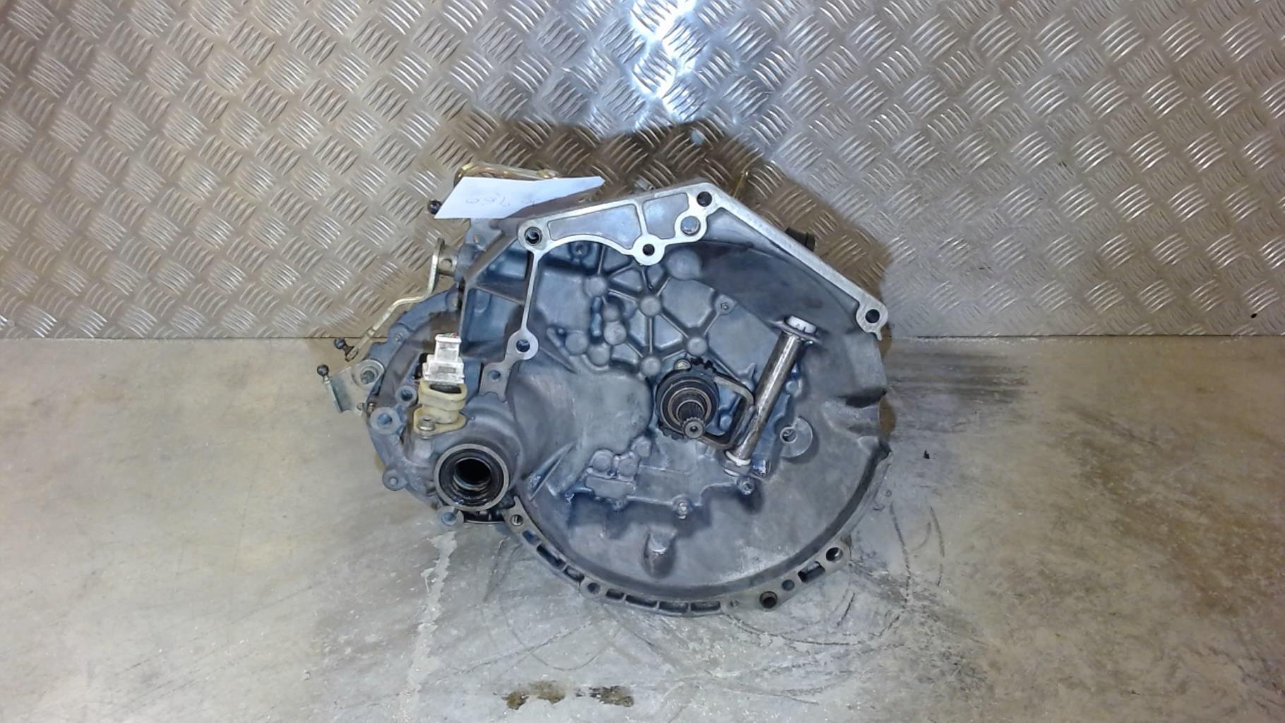 Boite de vitesses PEUGEOT 106 PHASE 2 Essence - 1