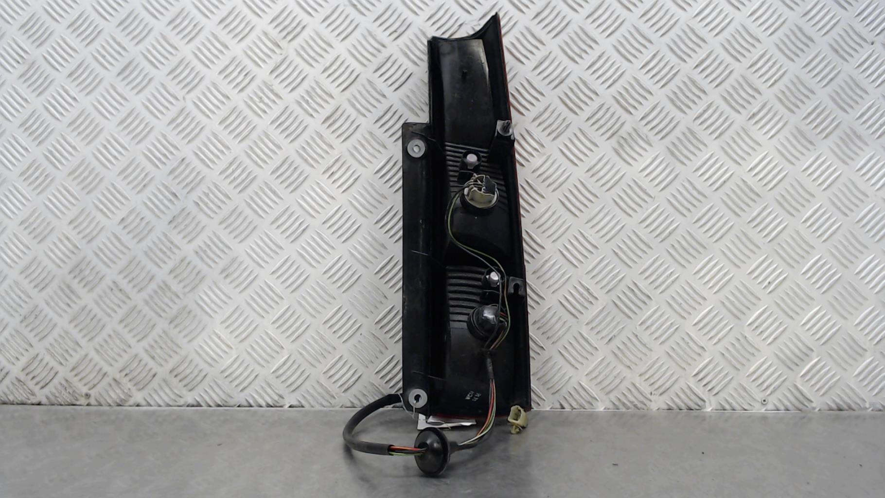 Fanale posteriore principale sinistro (luci) SUZUKI IGNIS 2 Gasolina - 1