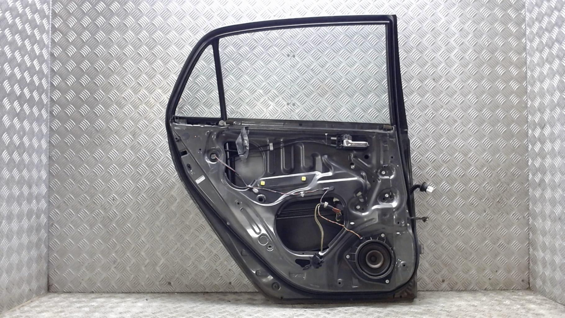 Portiera posteriore sinistra TOYOTA COROLLA 10 PHASE 2 Diésel - 1