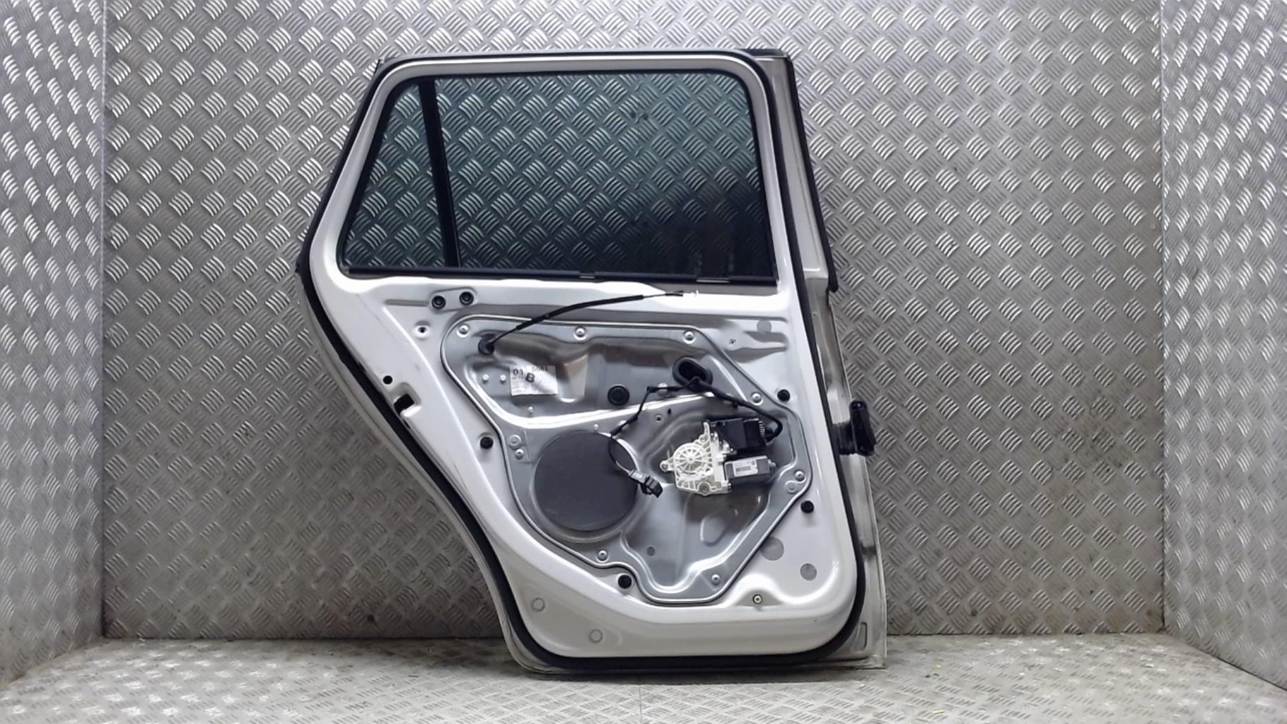 Portiera posteriore sinistra VOLKSWAGEN GOLF 6 BREAK Diésel - 1